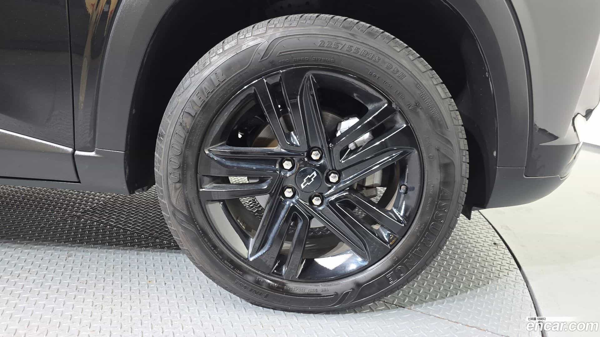 Trax Chevrolet 2023.4-OUTER-031