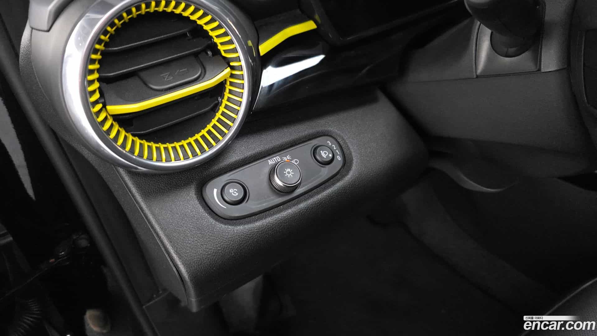 Trax Chevrolet 2023.4-OPTION-040