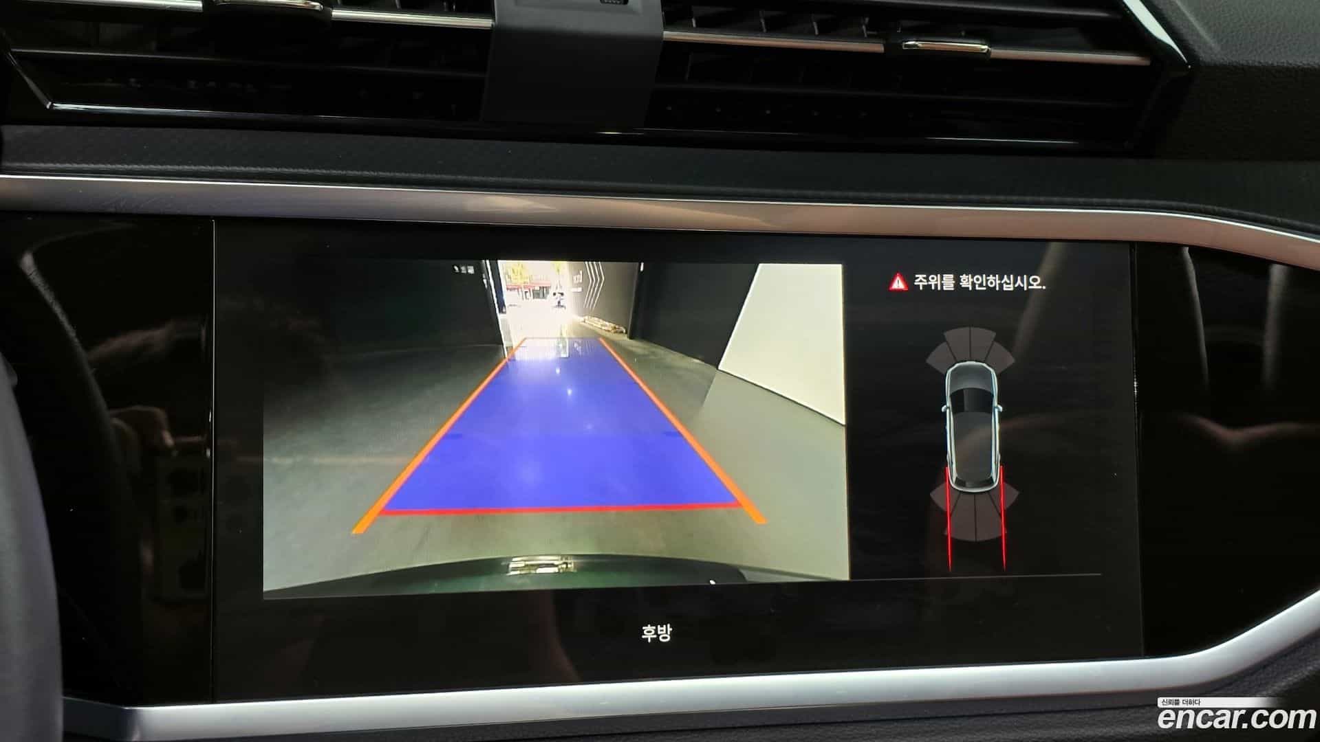Q3 Audi 2025.6-OPTION-019