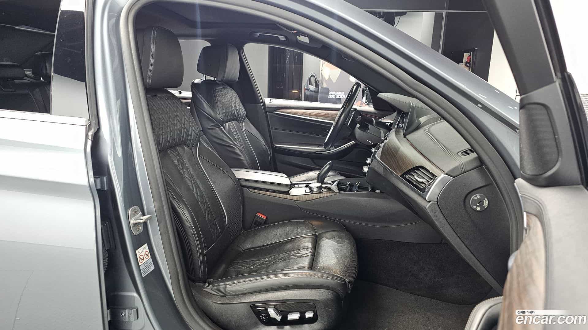 5-Series BMW 2018.2-INNER-036