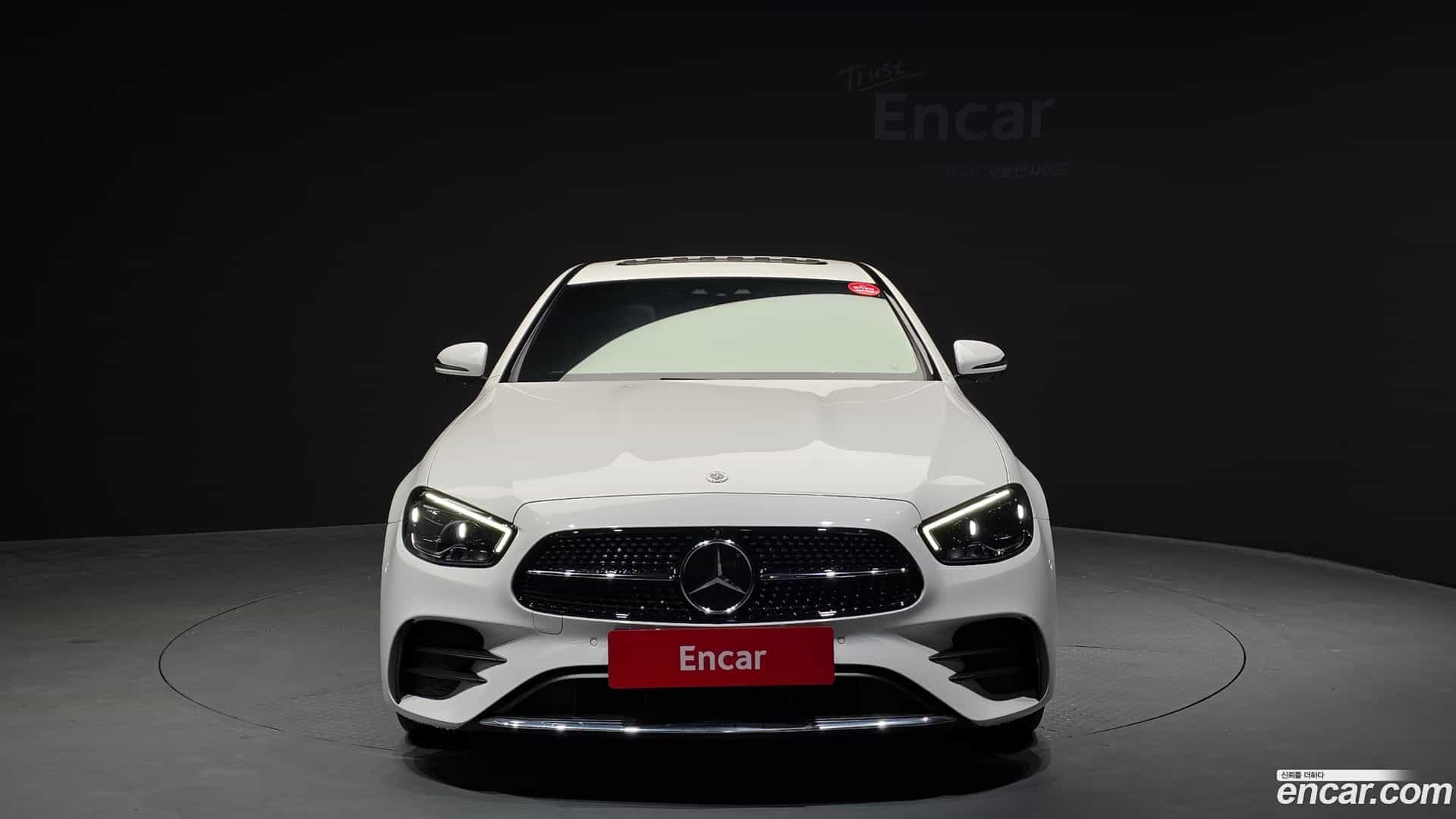 E-Class Mercedes-Benz 2021.0-OUTER-003