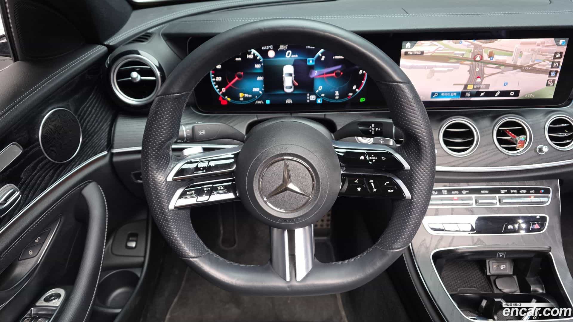 E-Class Mercedes-Benz 2021.0-OPTION-018