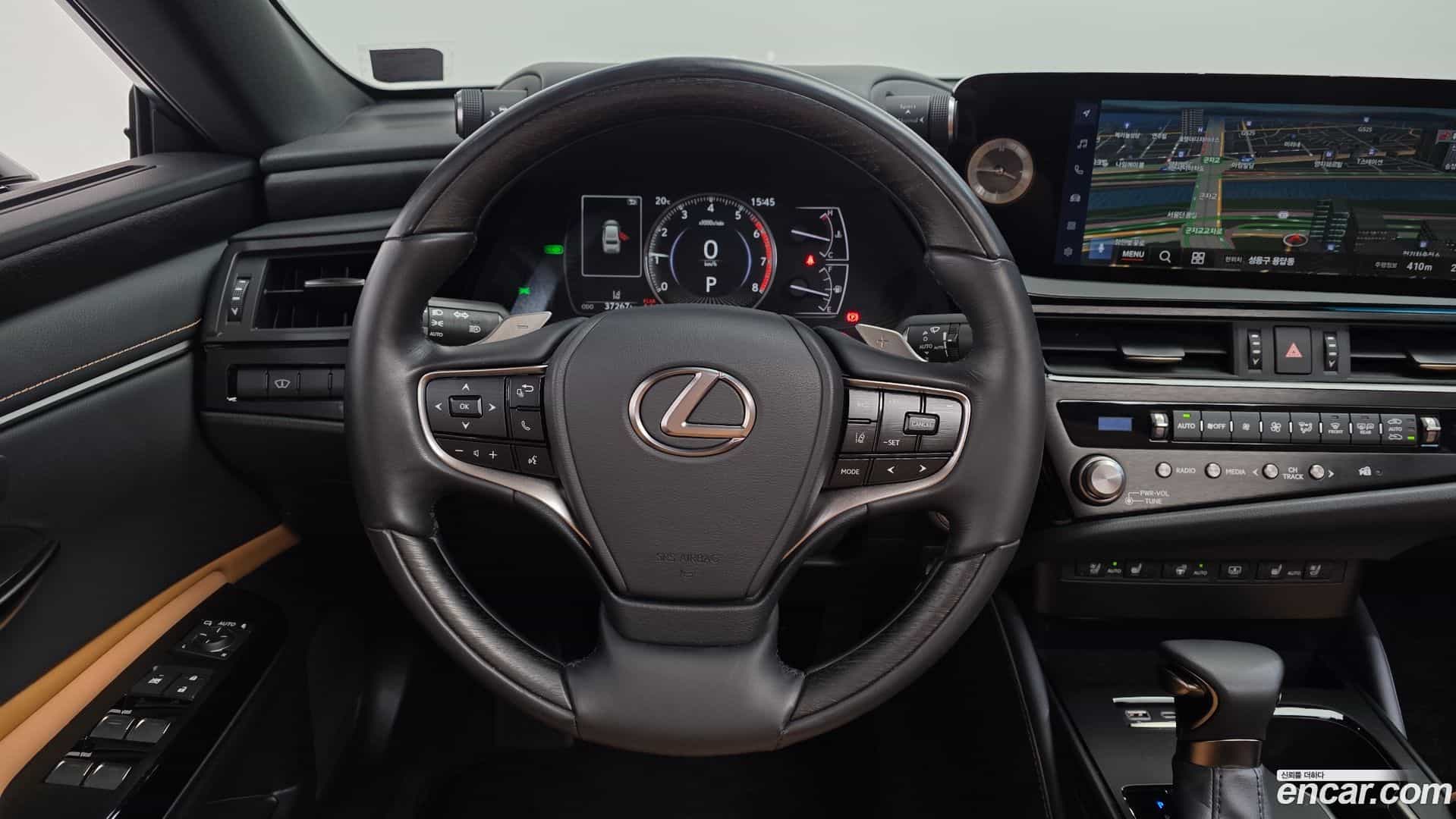 ES Lexus 2024.9-OPTION-017