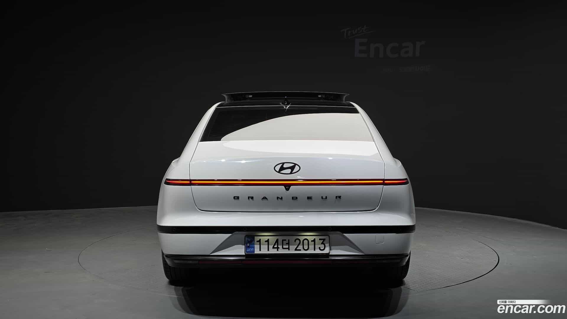 Grandeur Hyundai 2023.0-OUTER-004