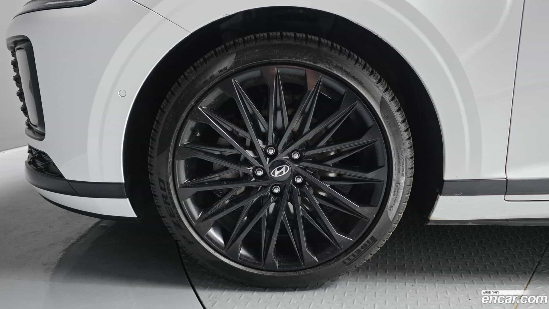 Grandeur Hyundai 2023.0-OUTER-005