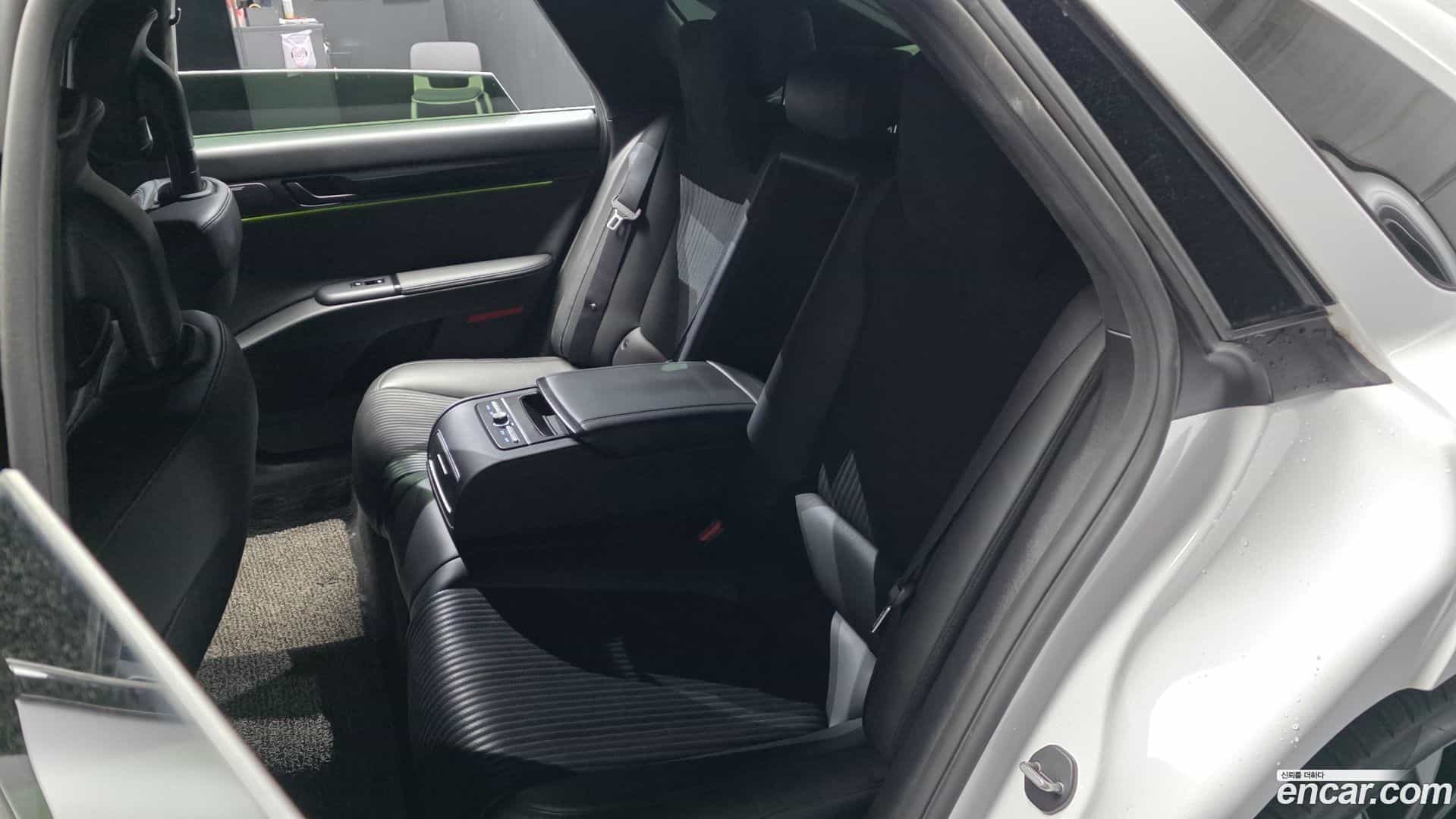 Grandeur Hyundai 2023.0-OPTION-016