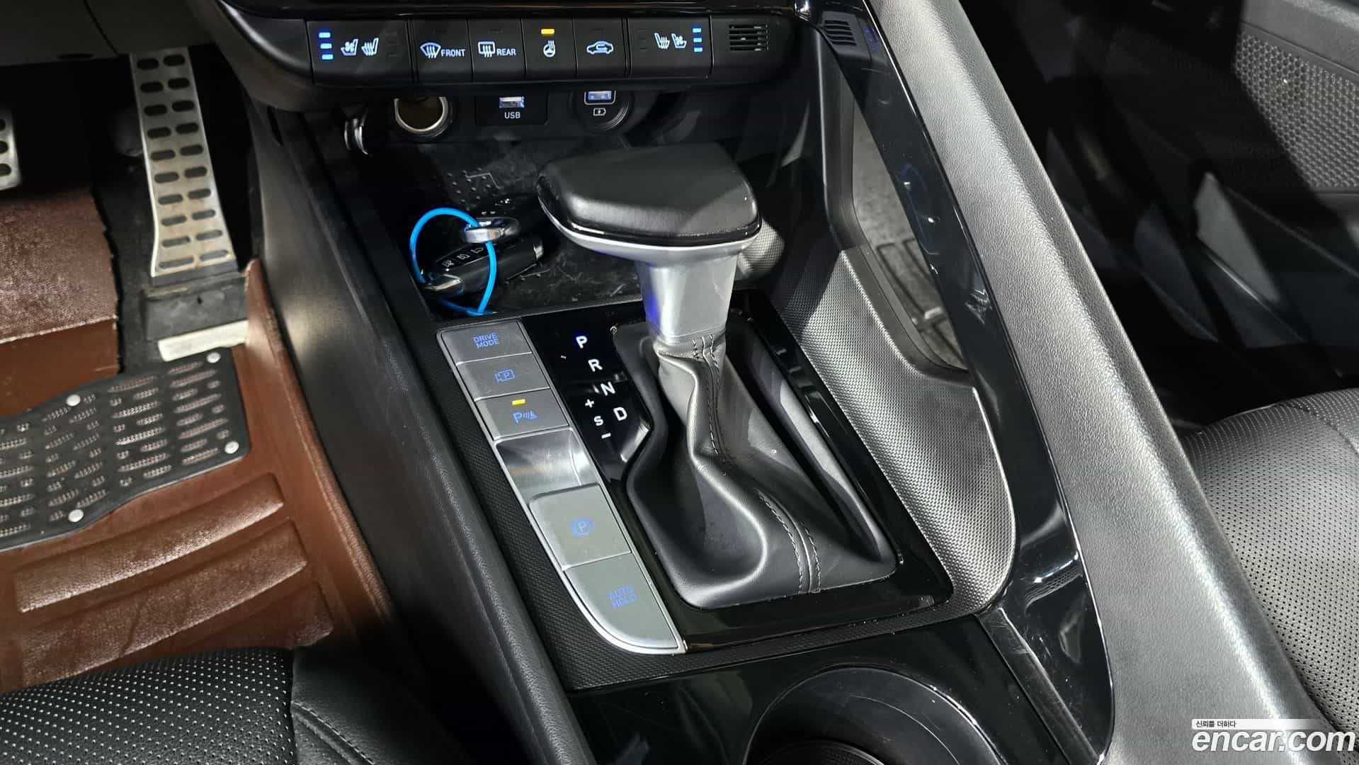 AVANTE Hyundai 2020.6-INNER-009