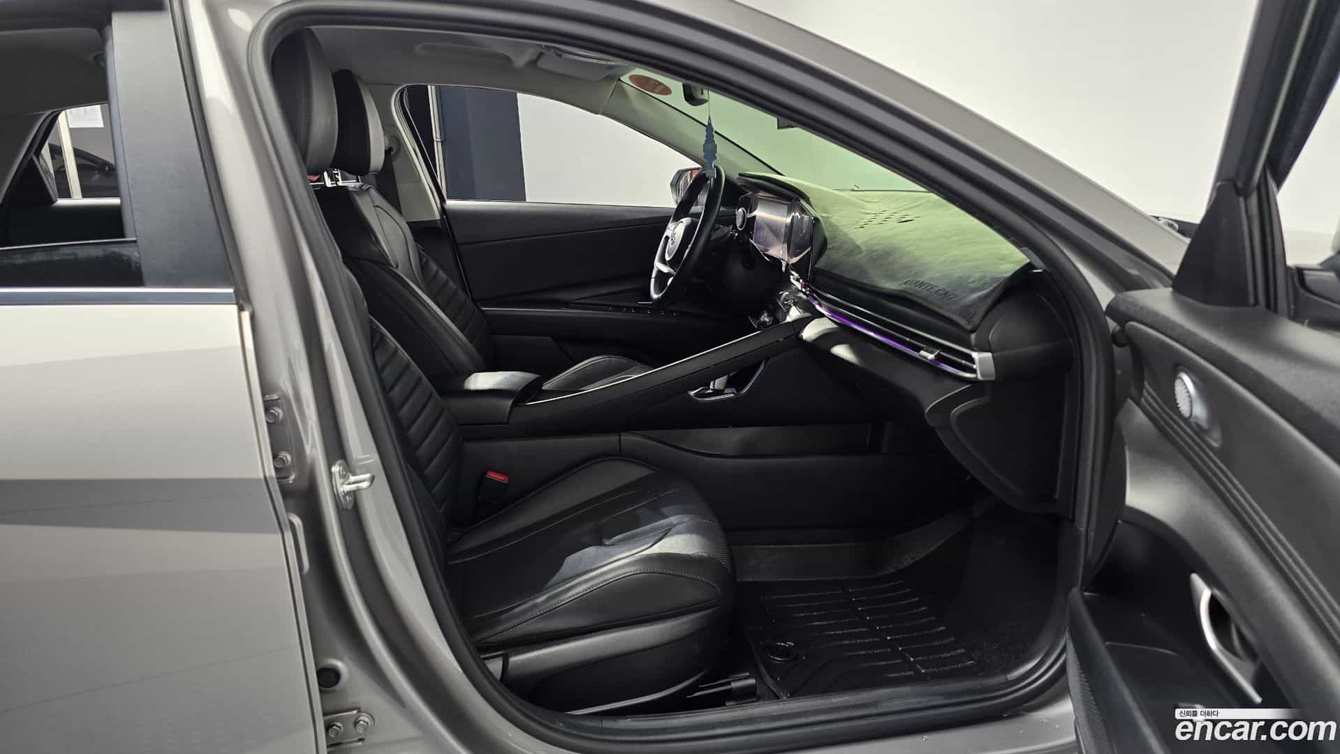 AVANTE Hyundai 2020.6-INNER-036