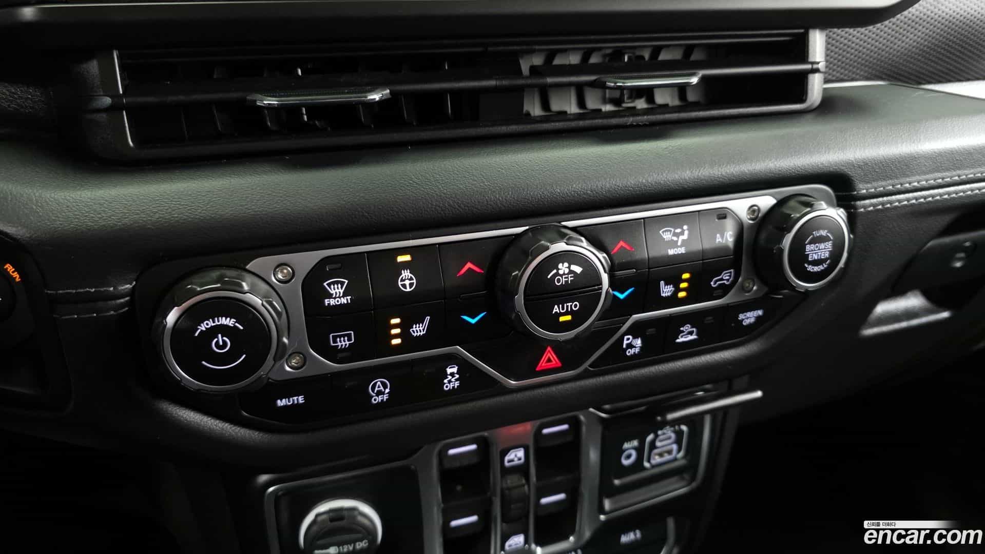 Wrangler Jeep 2024.5-OPTION-021