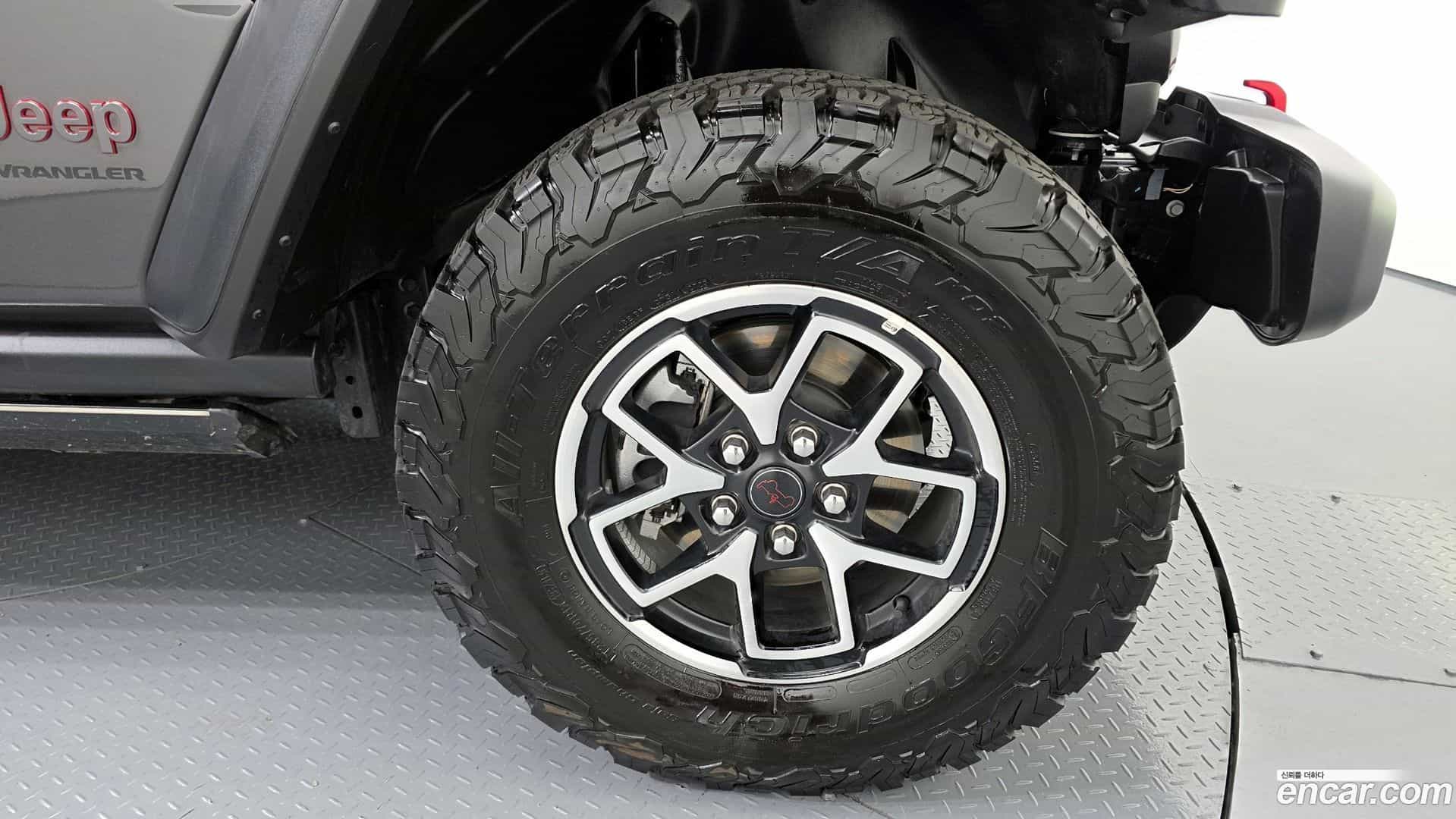 Wrangler Jeep 2024.5-OUTER-031