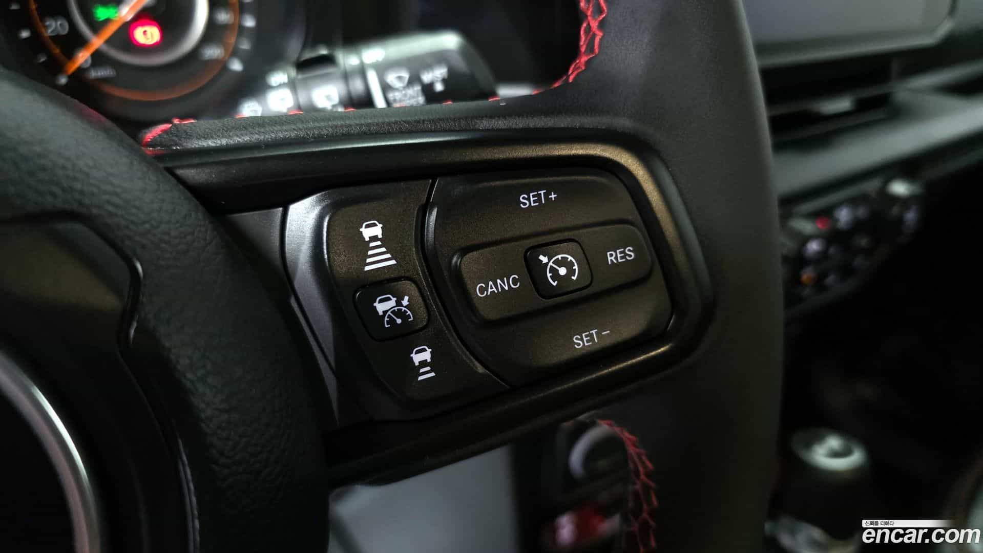 Wrangler Jeep 2024.5-OPTION-040