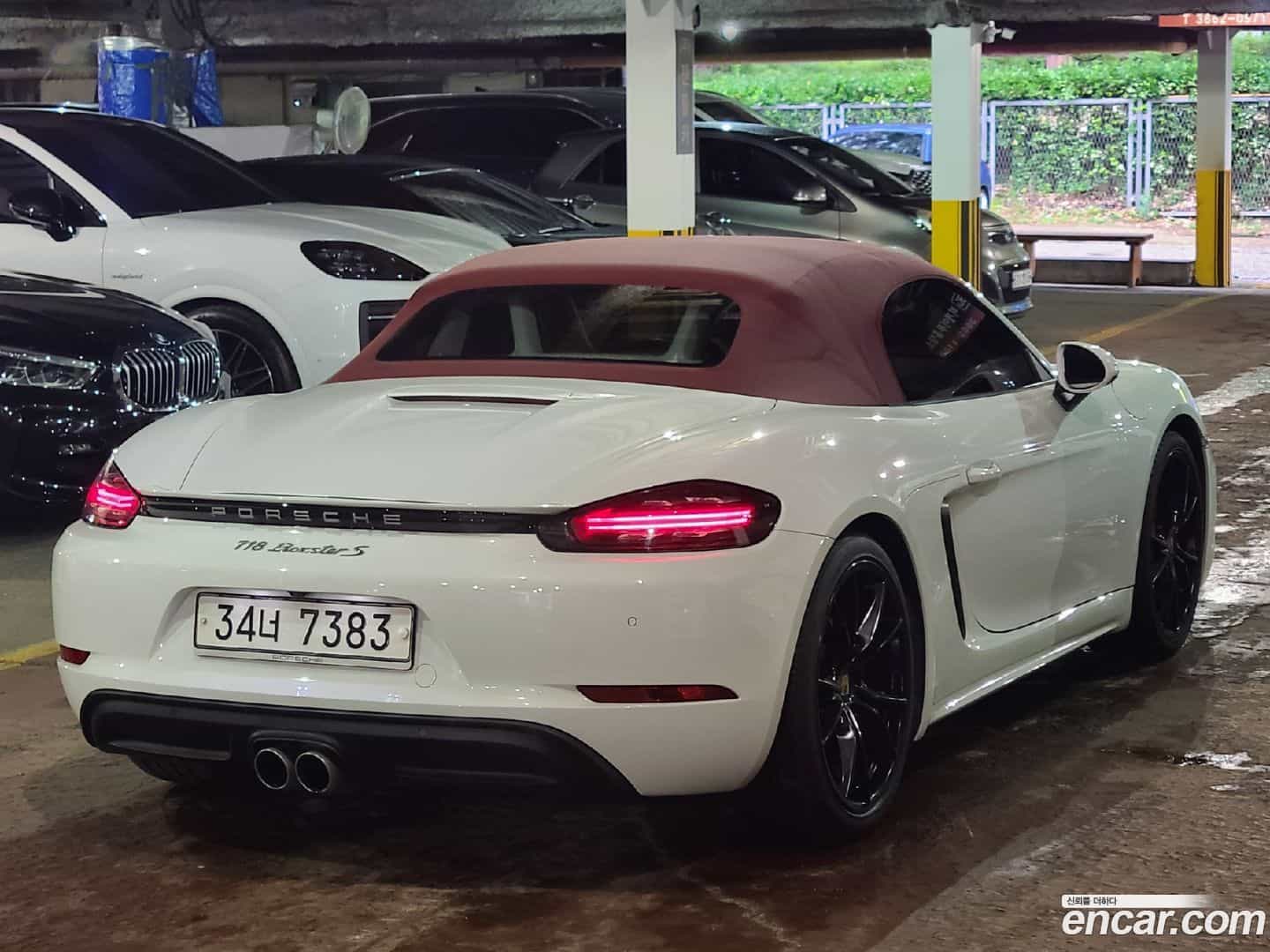 718 Porsche 2017.8-OUTER-006