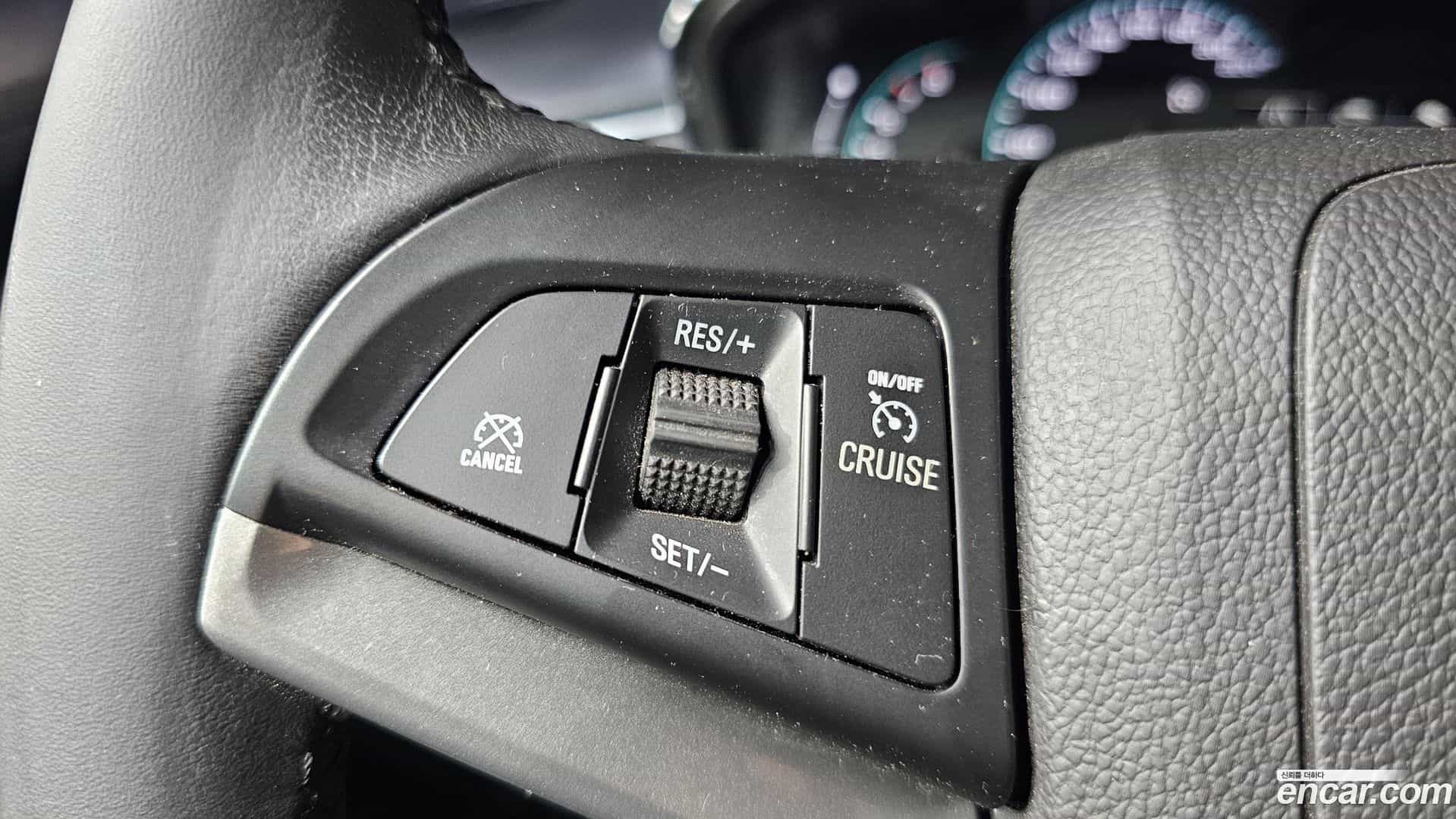 Trax Chevrolet 2018.1-OPTION-019