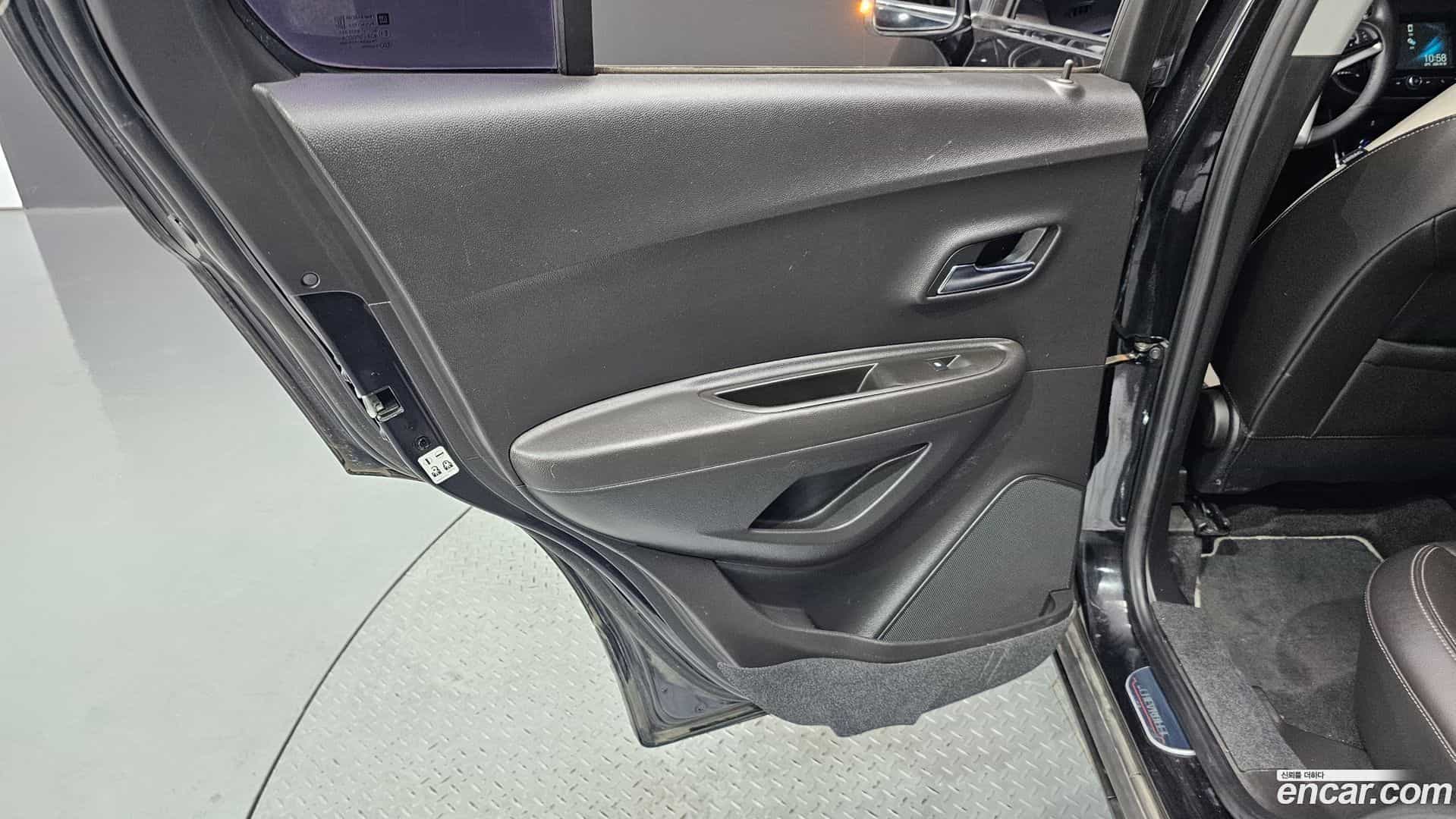 Trax Chevrolet 2018.1-INNER-035