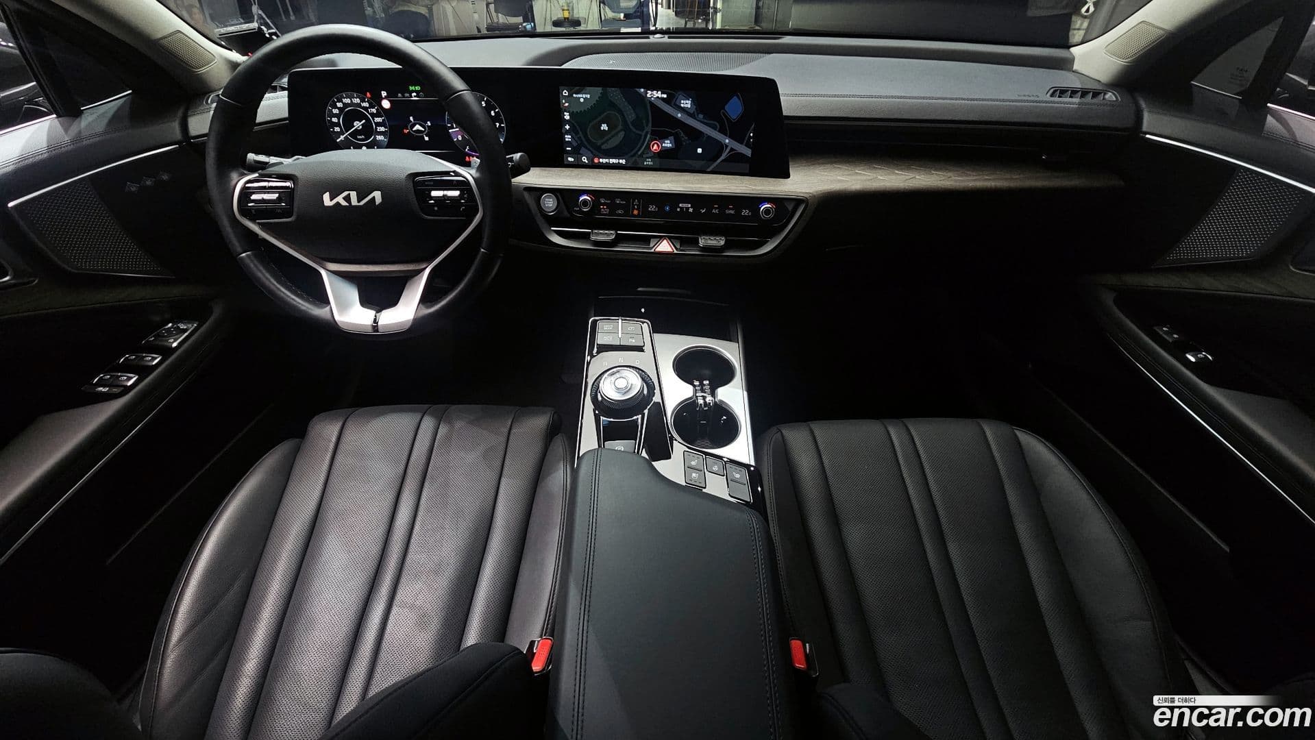 Main__Slider__Photo:K8 Kia 2023.3-6