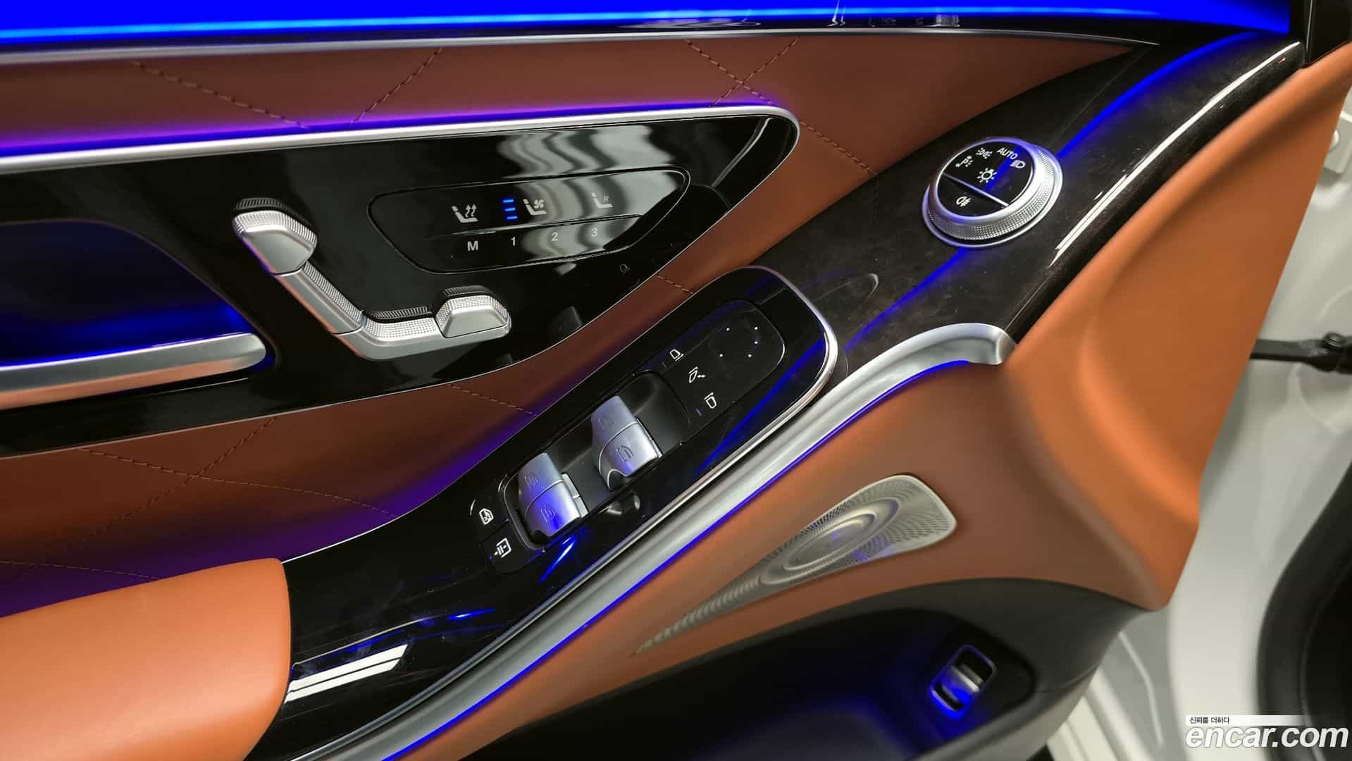 S-Class Mercedes-Benz 2022.6-OPTION-017