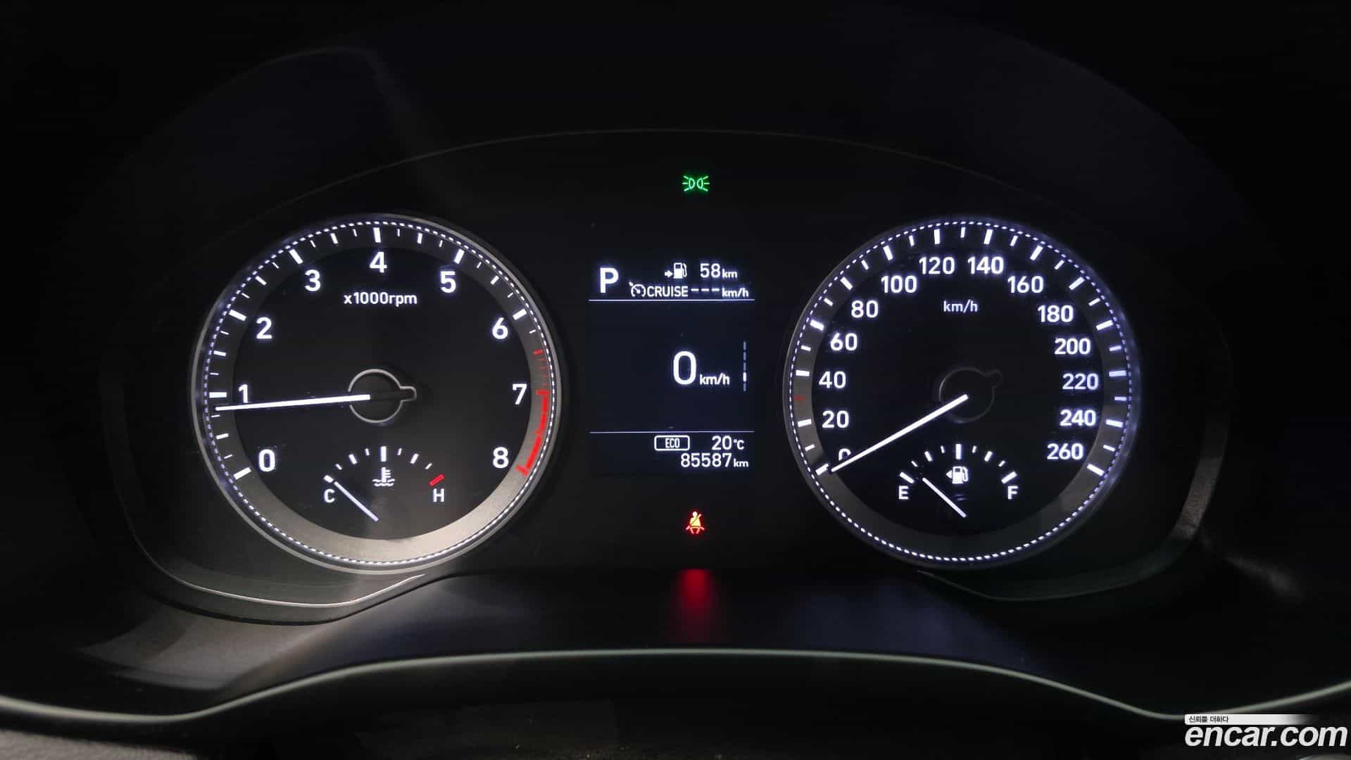 Grandeur Hyundai 2016.11-INNER-008