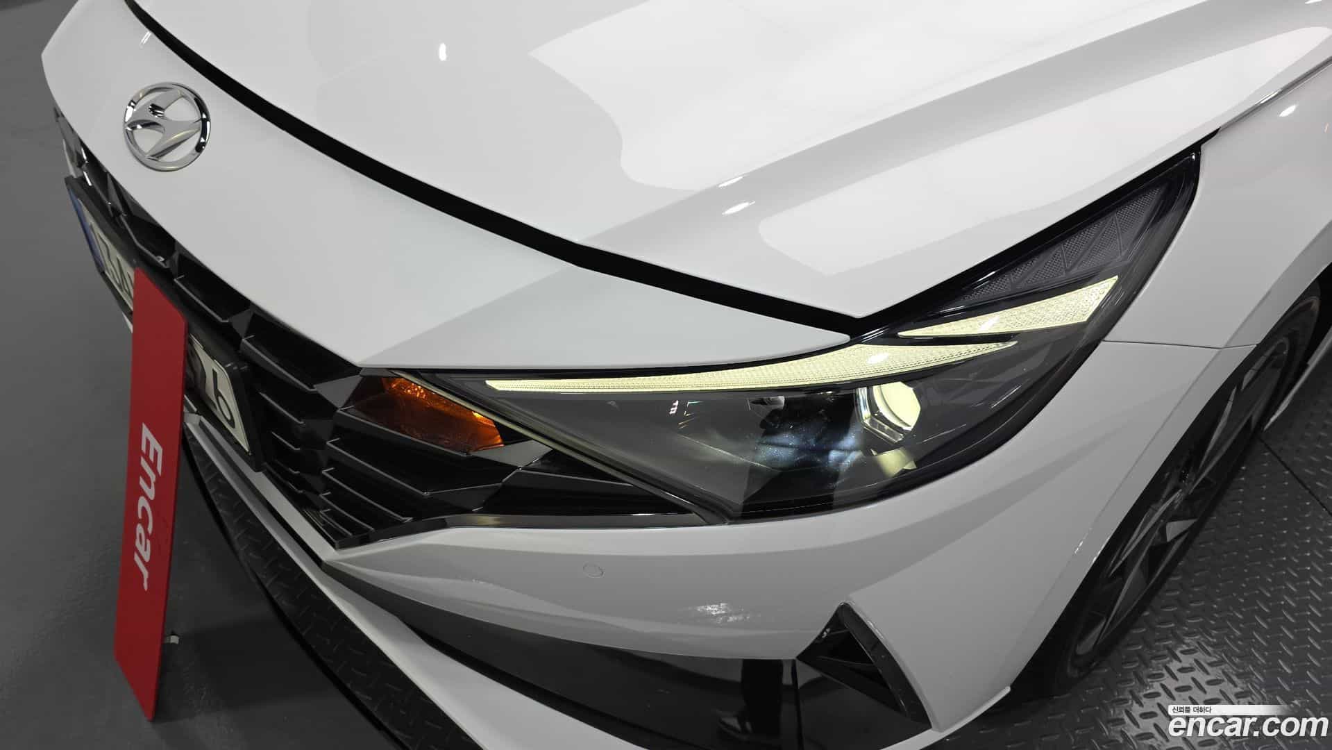AVANTE Hyundai 2021.5-OUTER-032