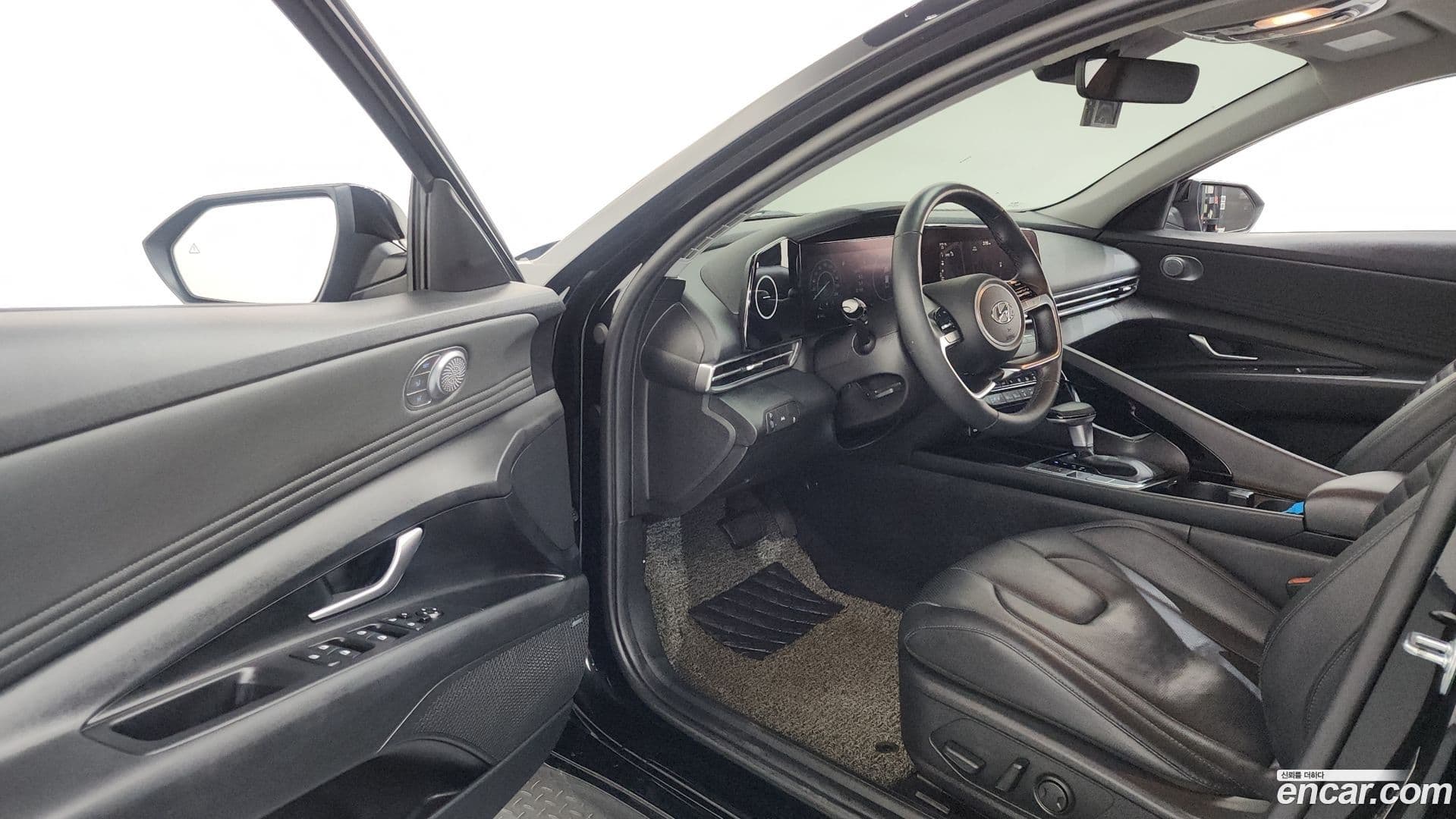 Main__Slider__Photo:AVANTE Hyundai 2020.3-9