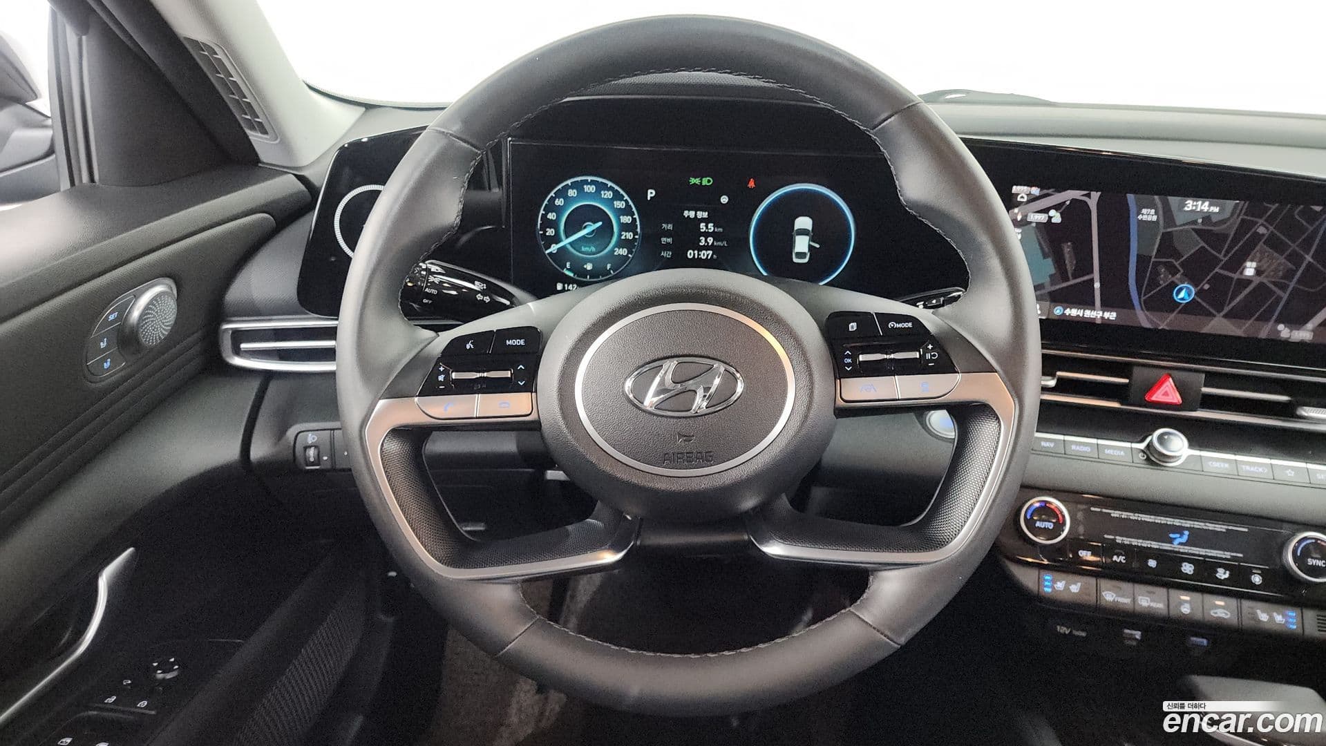 Main__Slider__Photo:AVANTE Hyundai 2020.3-13