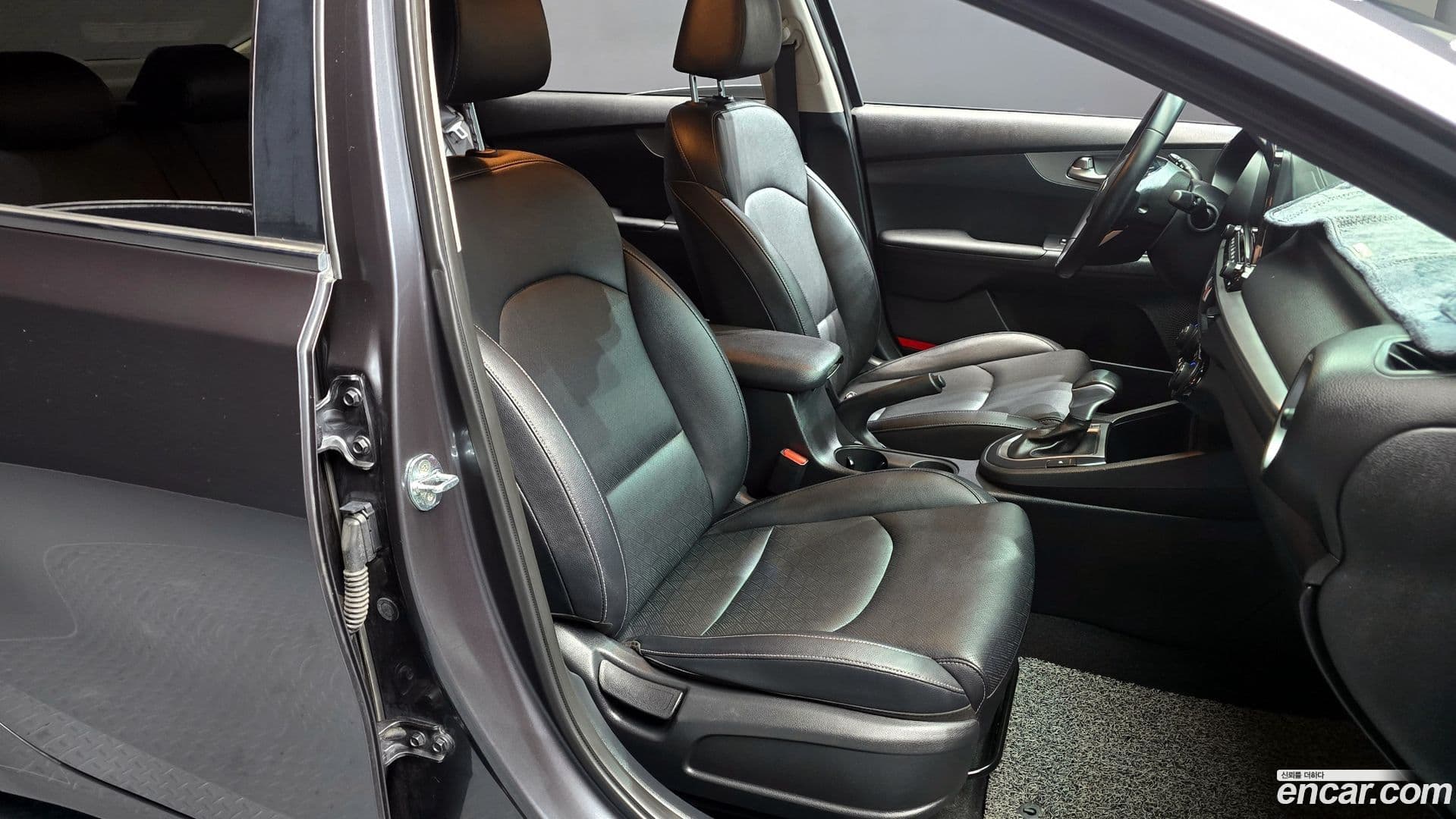 Main__Slider__Photo:K3 Kia 2021.0-11