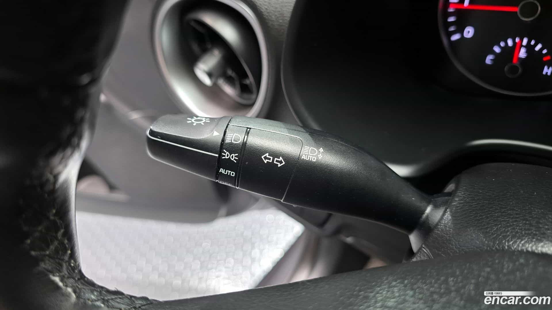 K3 Kia 2021.0-OPTION-020