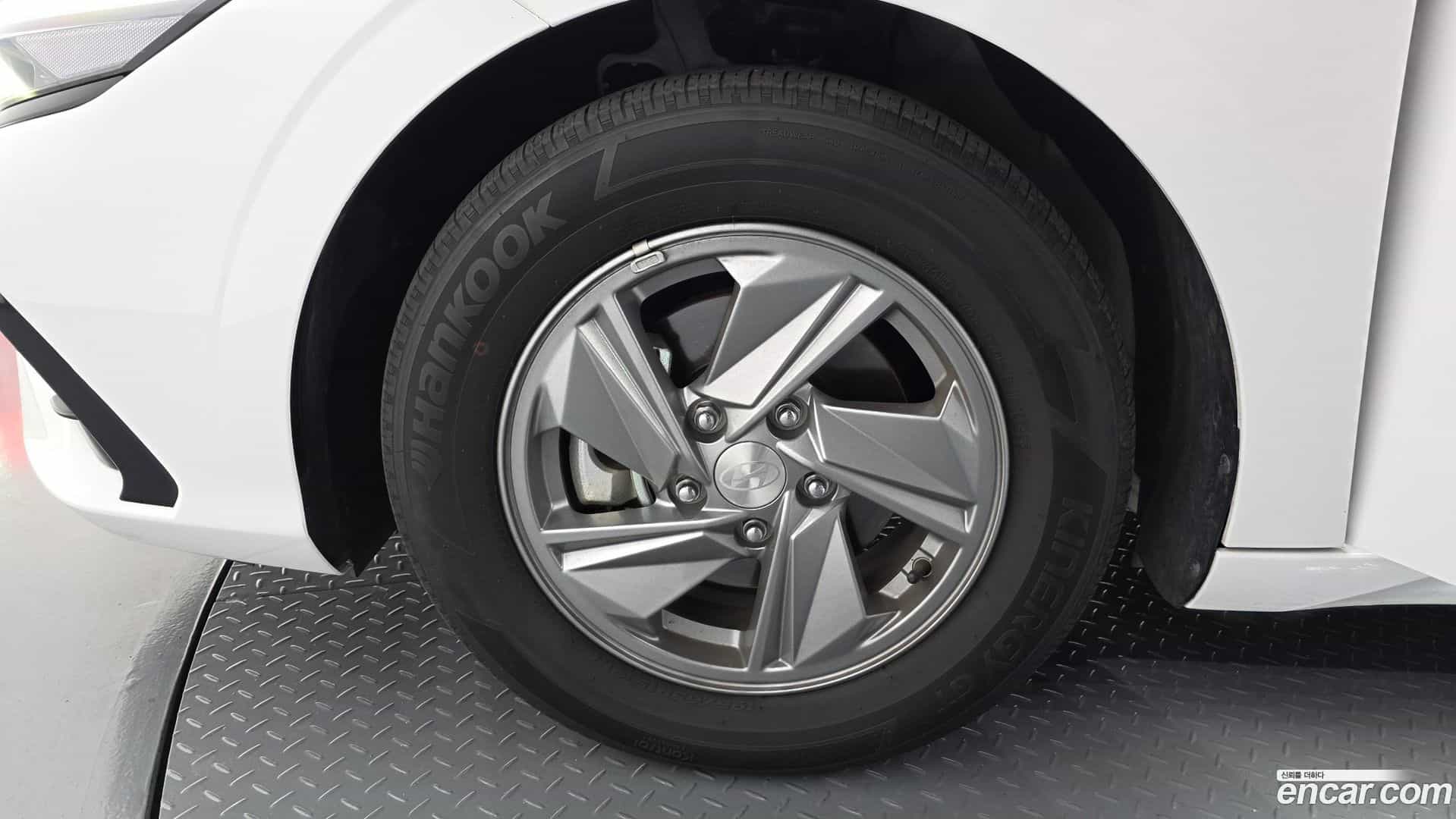 AVANTE Hyundai 2023.5-OUTER-005