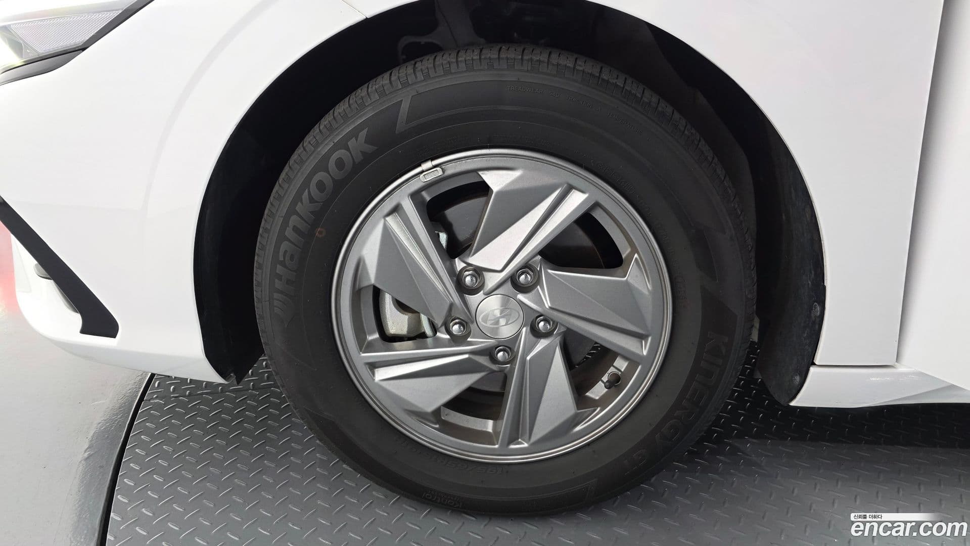 Main__Slider__Photo:AVANTE Hyundai 2023.5-4