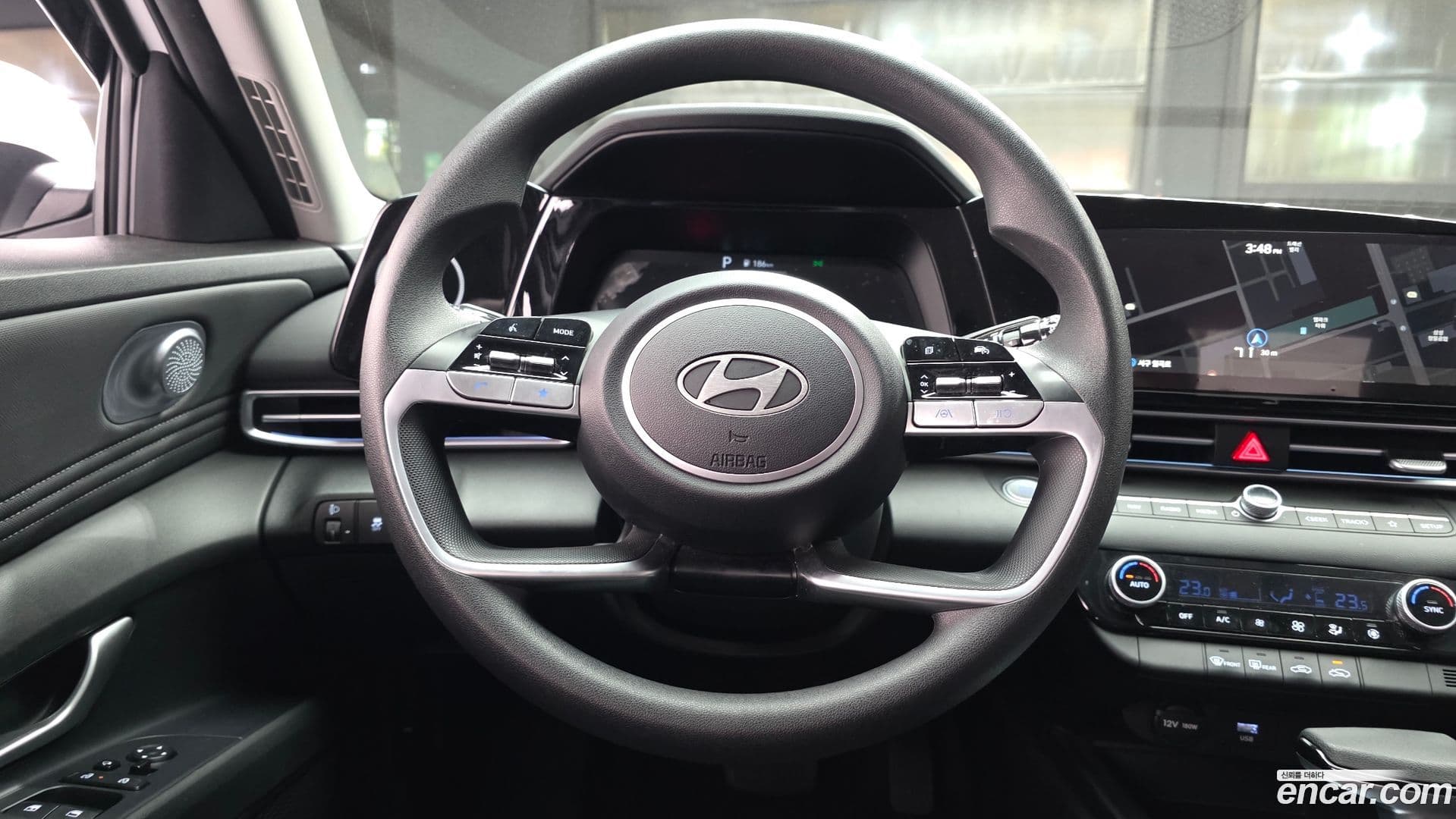 Main__Slider__Photo:AVANTE Hyundai 2023.5-12
