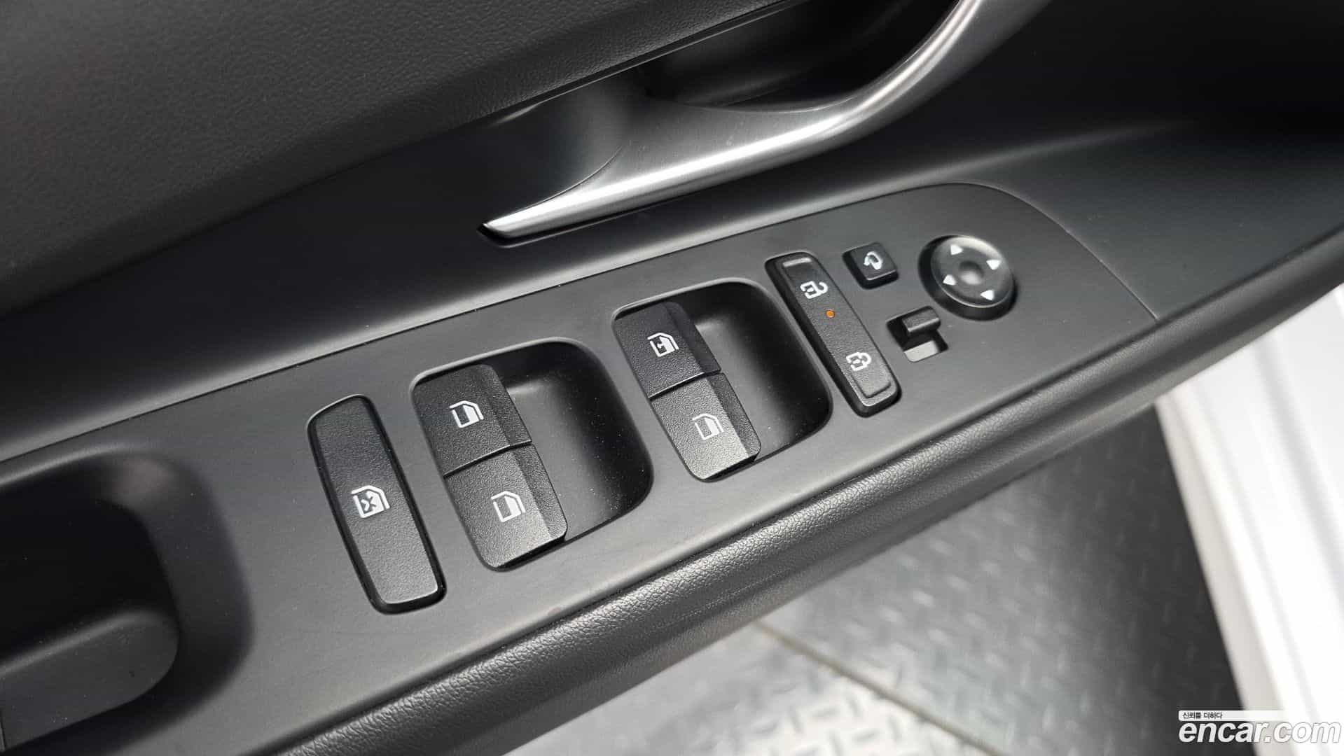 AVANTE Hyundai 2023.5-OPTION-041