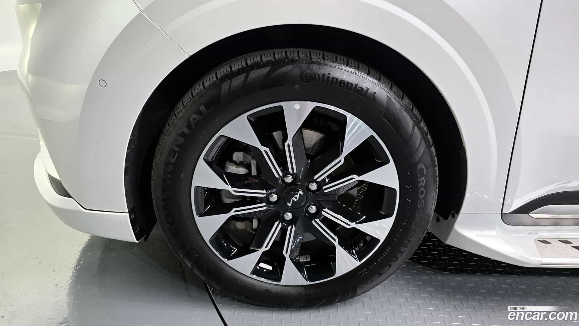 Canival Kia 2023.4-OUTER-005