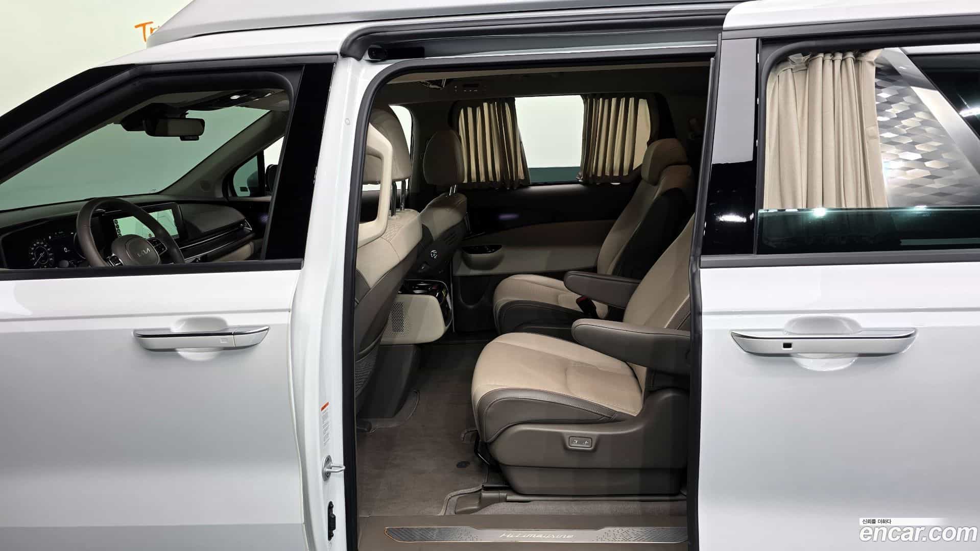 Canival Kia 2023.4-OPTION-015
