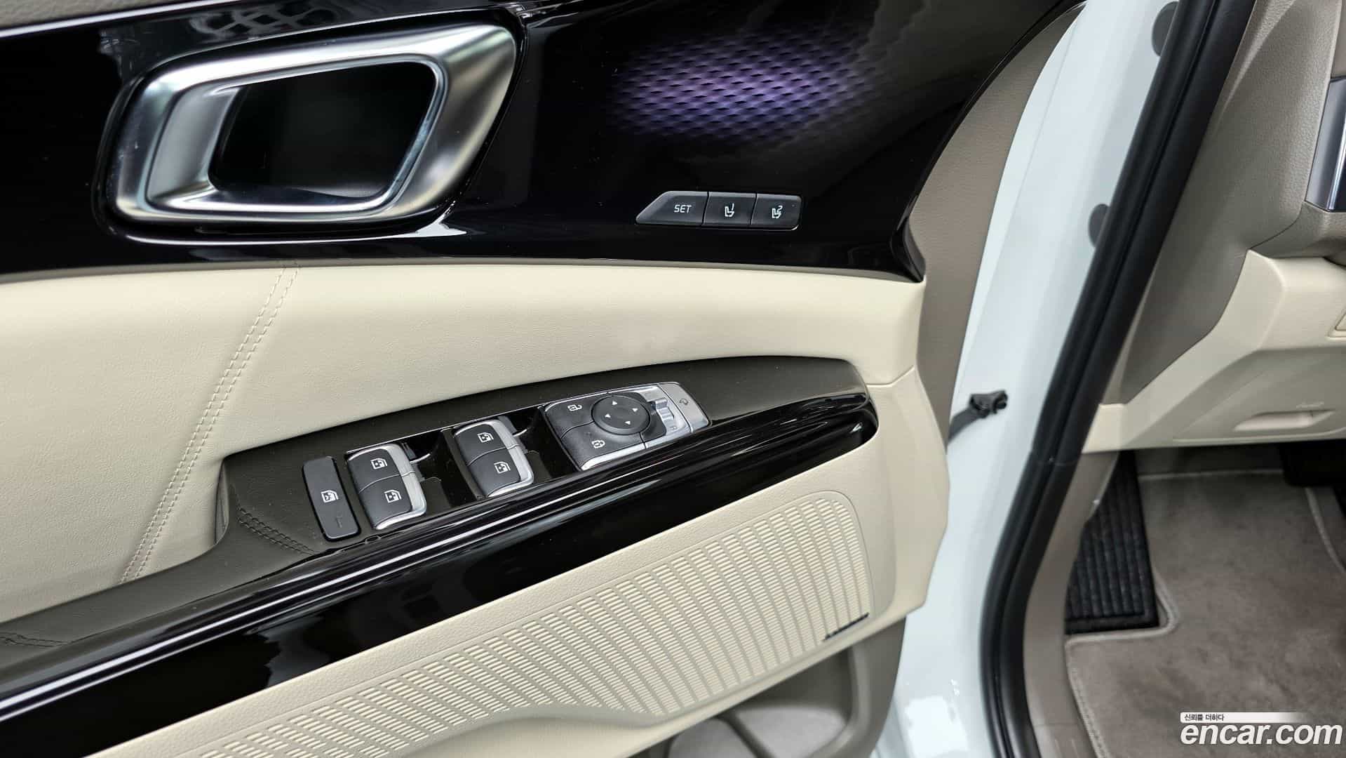Canival Kia 2023.4-OPTION-021