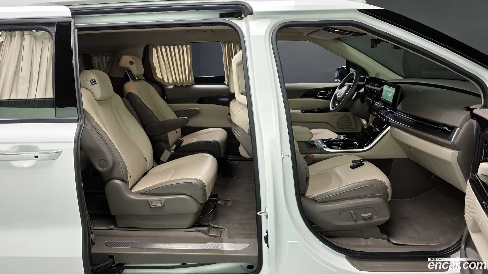 Canival Kia 2023.4-INNER-036