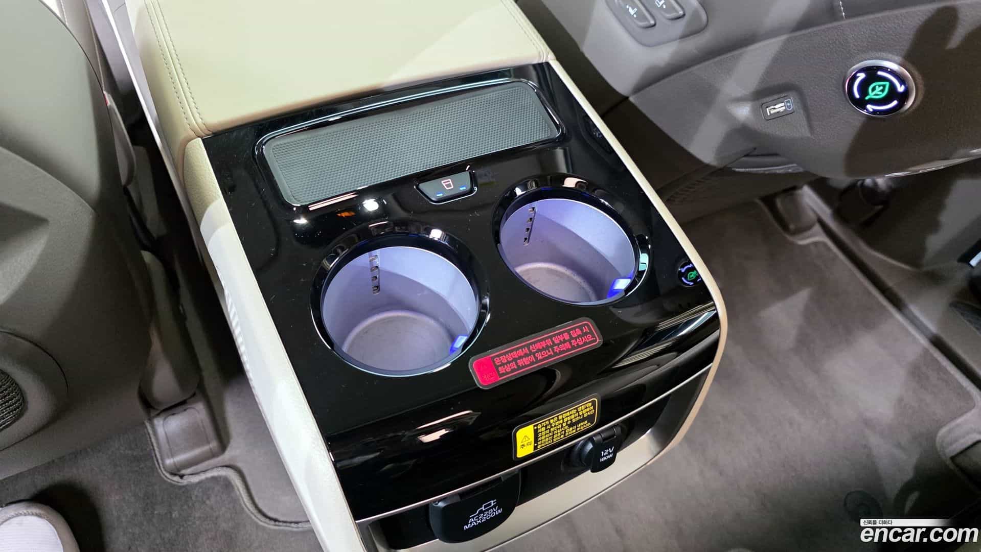 Canival Kia 2023.4-OPTION-046