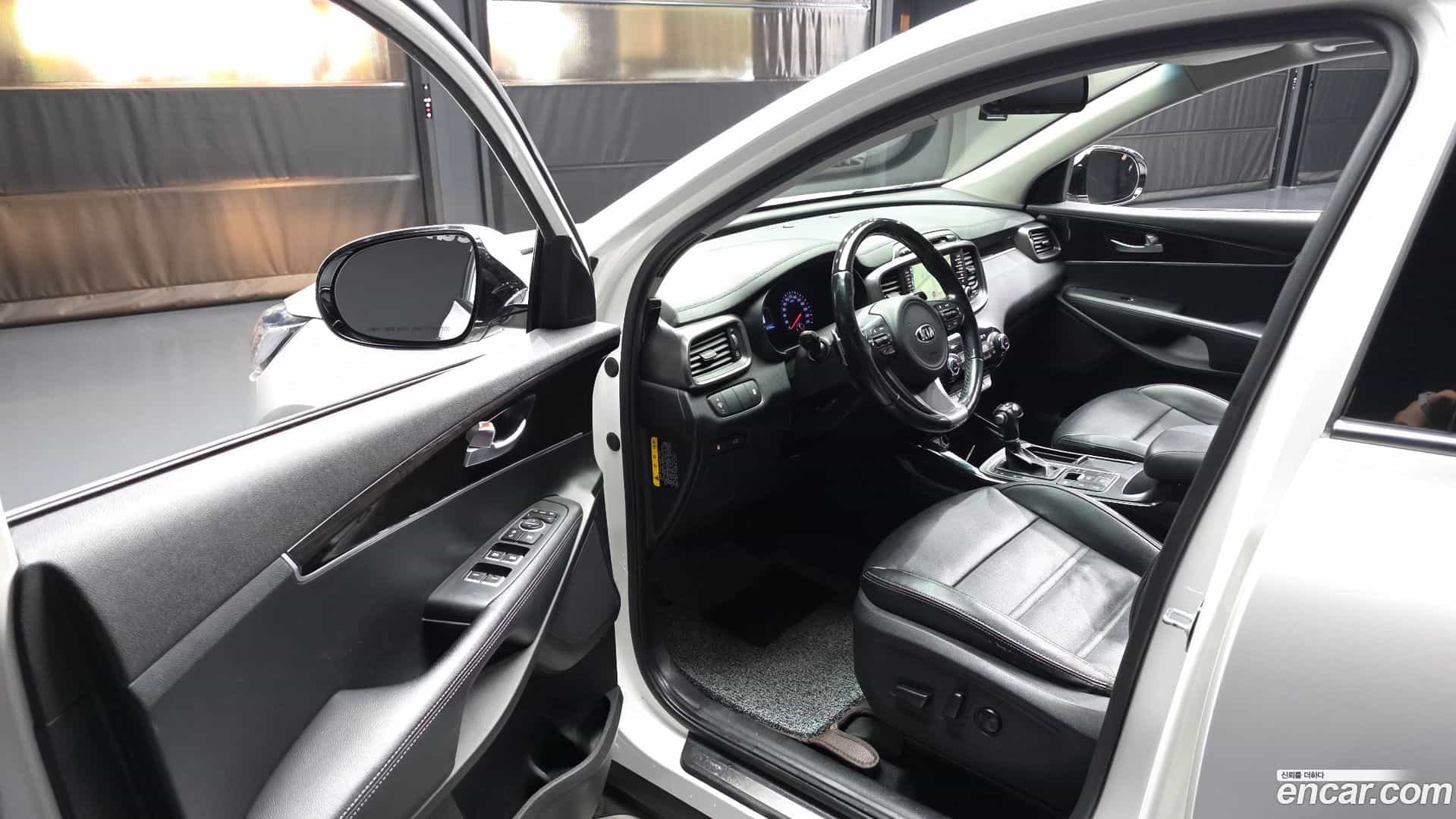 Sorento Kia 2016.10-INNER-010