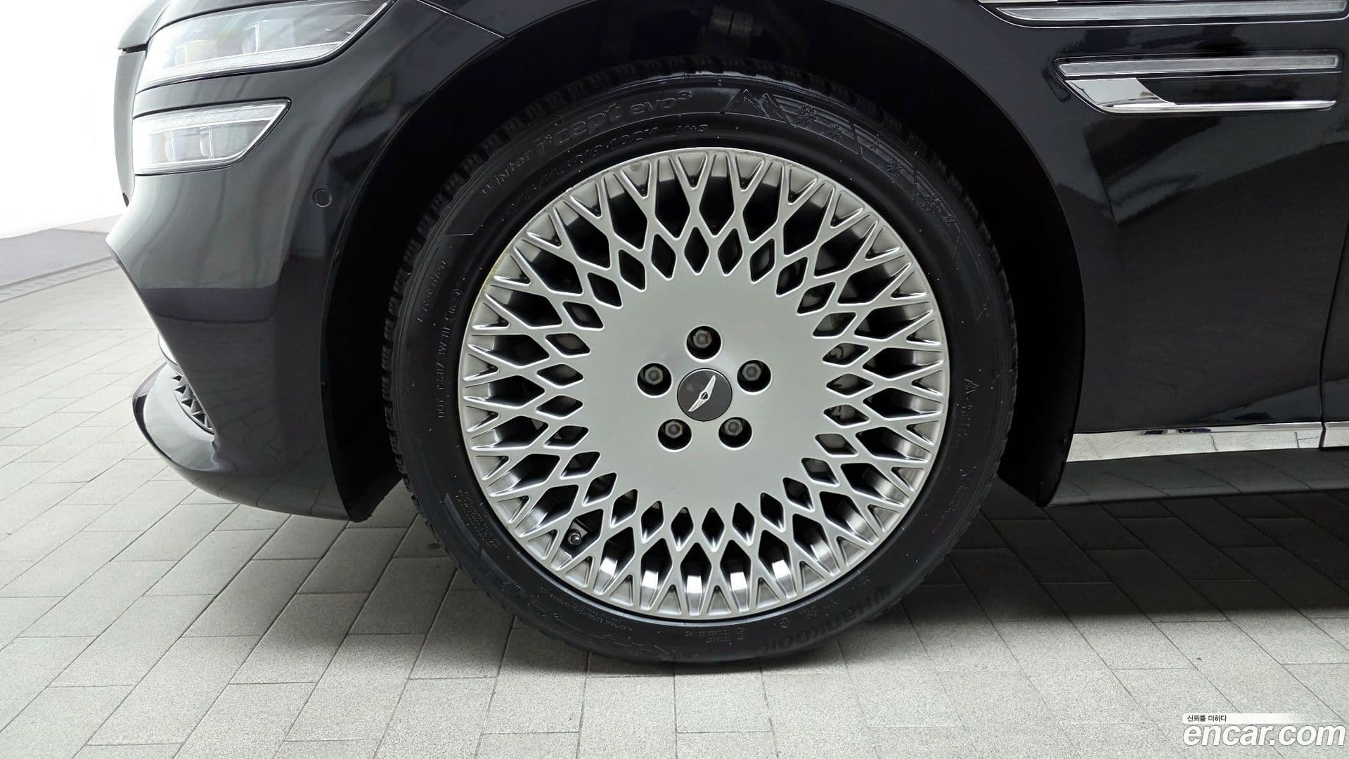 Main__Slider__Photo:G80 Genesis 2023.5-4