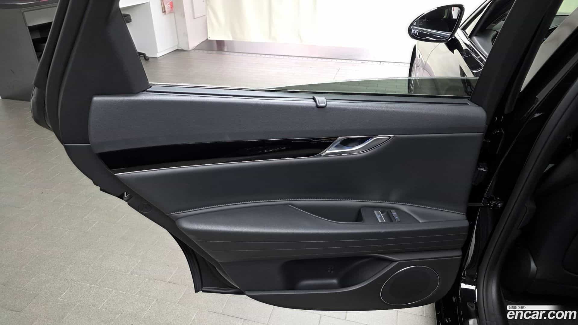 G80 Genesis 2023.5-INNER-035