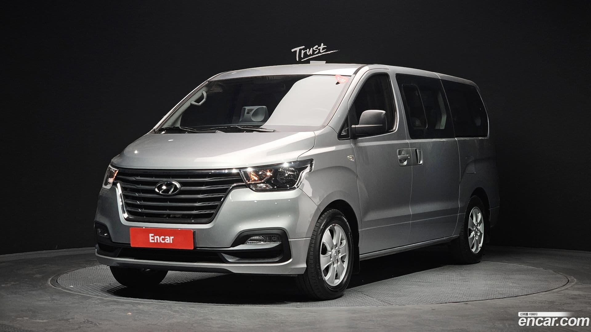 Main__Slider__Photo:Starex Hyundai 2019.6-0