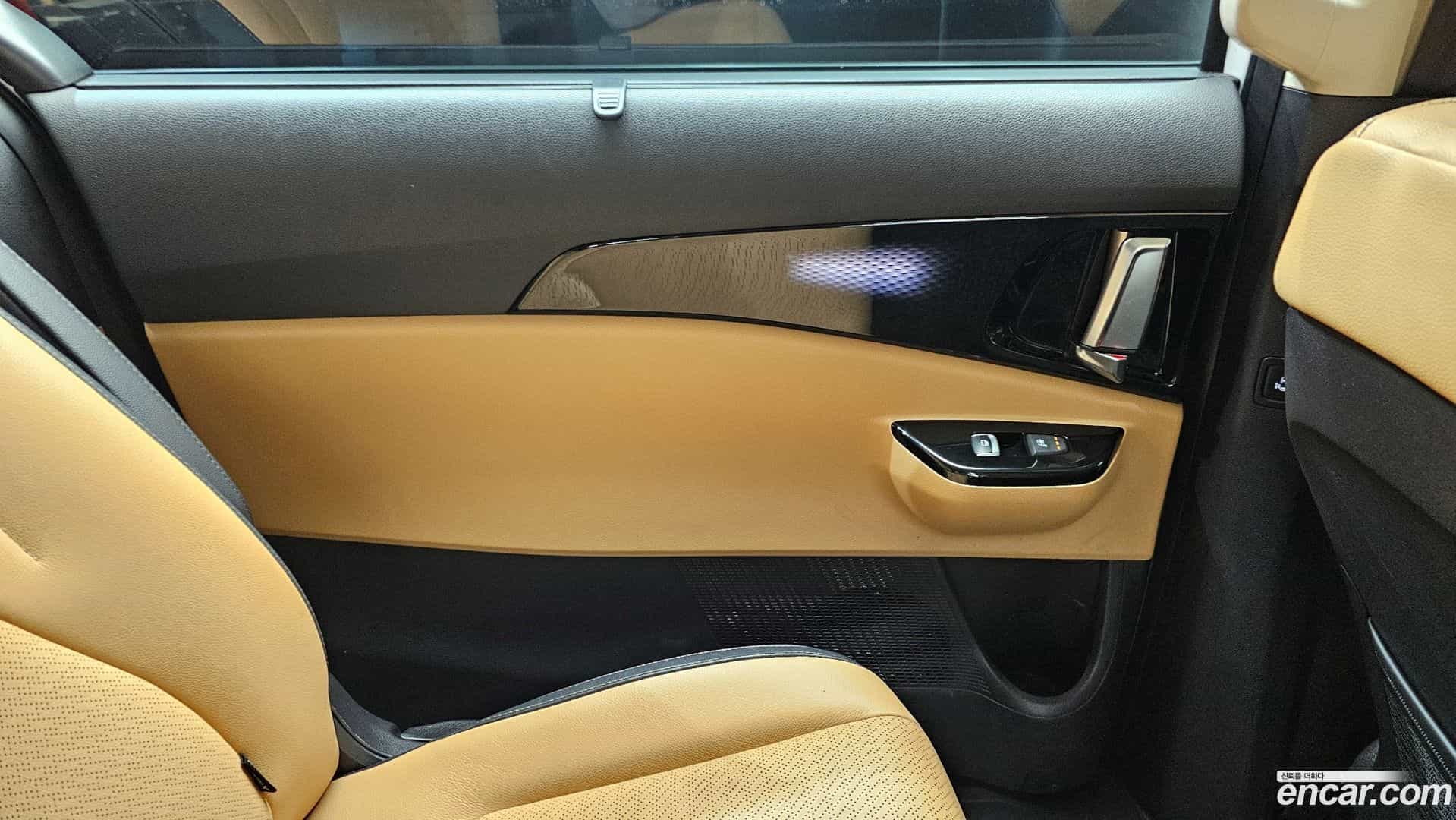 Canival Kia 2022.3-INNER-035