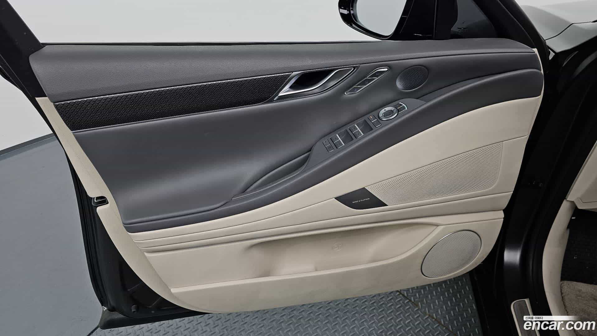 G80 Genesis 2024.4-INNER-034