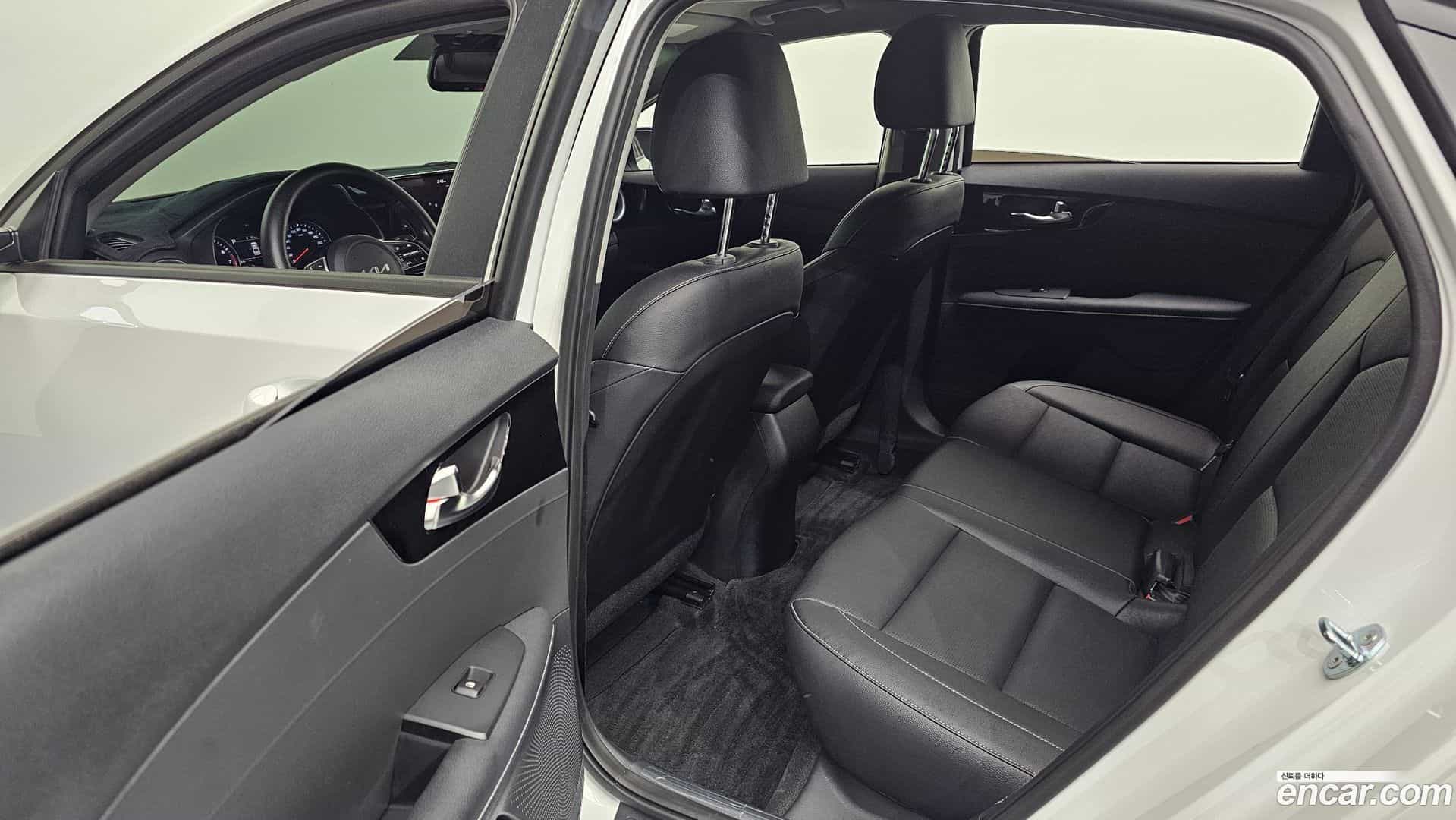 K3 Kia 2024.7-OPTION-015
