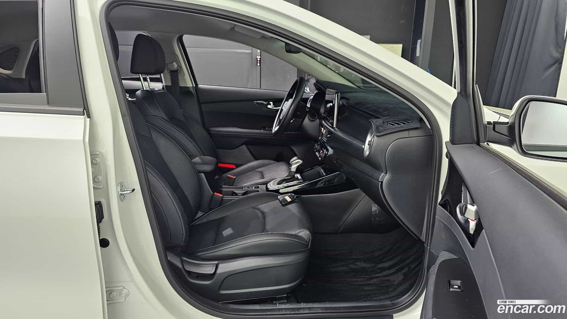 K3 Kia 2024.7-OPTION-016