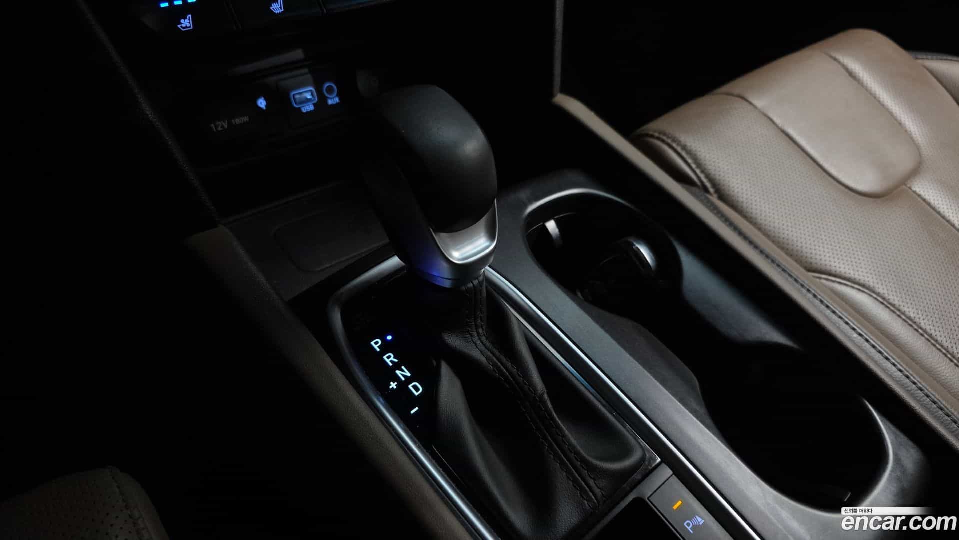 Santafe Hyundai 2018.3-INNER-009