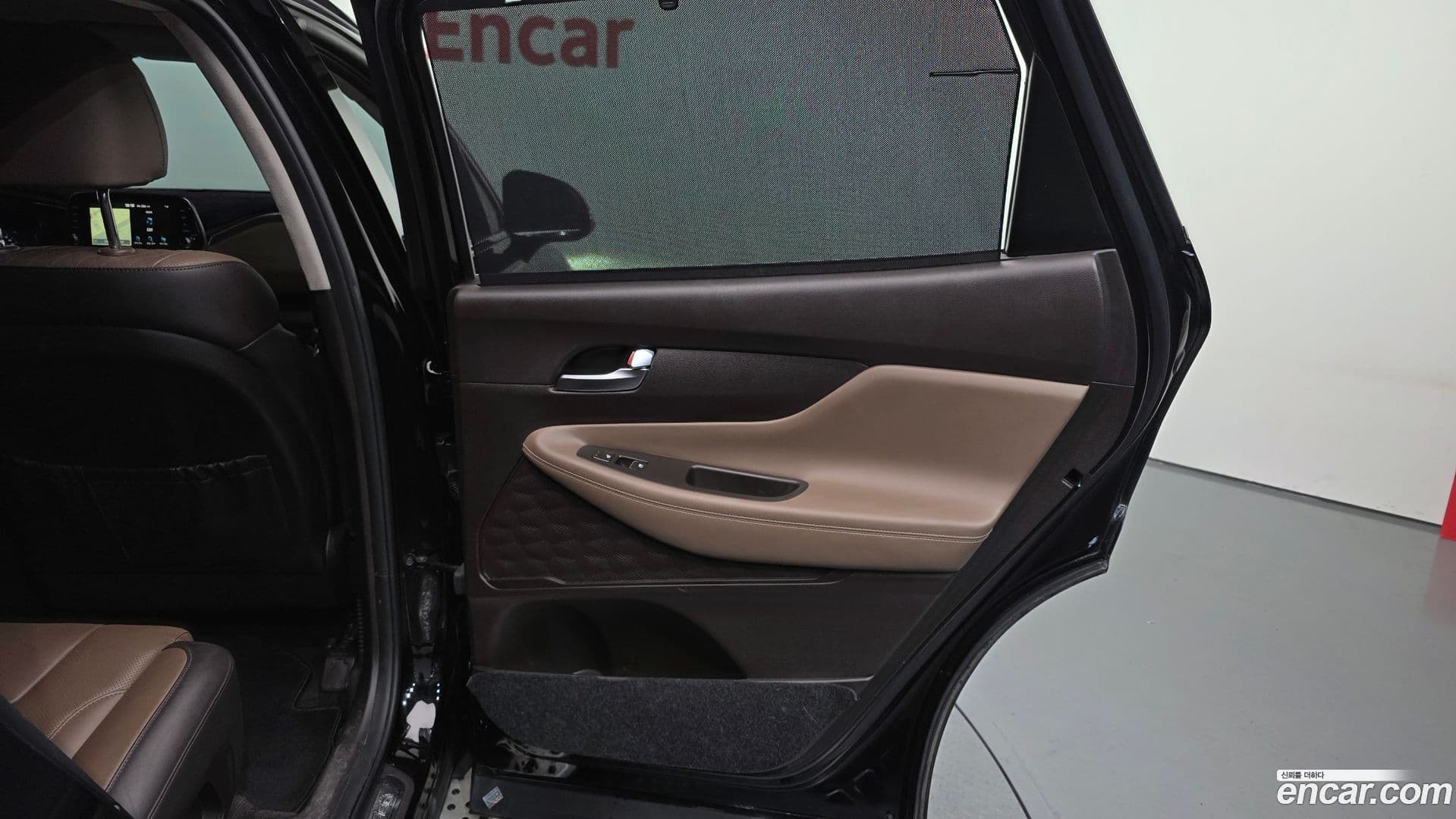 Main__Slider__Photo:Santafe Hyundai 2018.3-24
