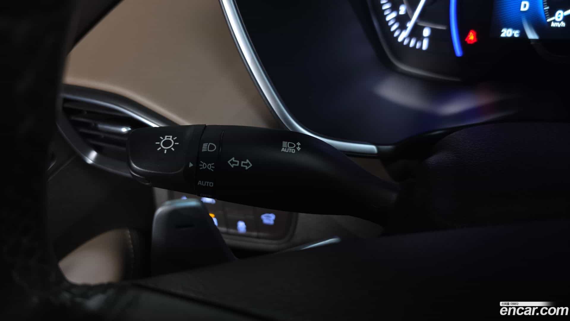 Santafe Hyundai 2018.3-OPTION-043