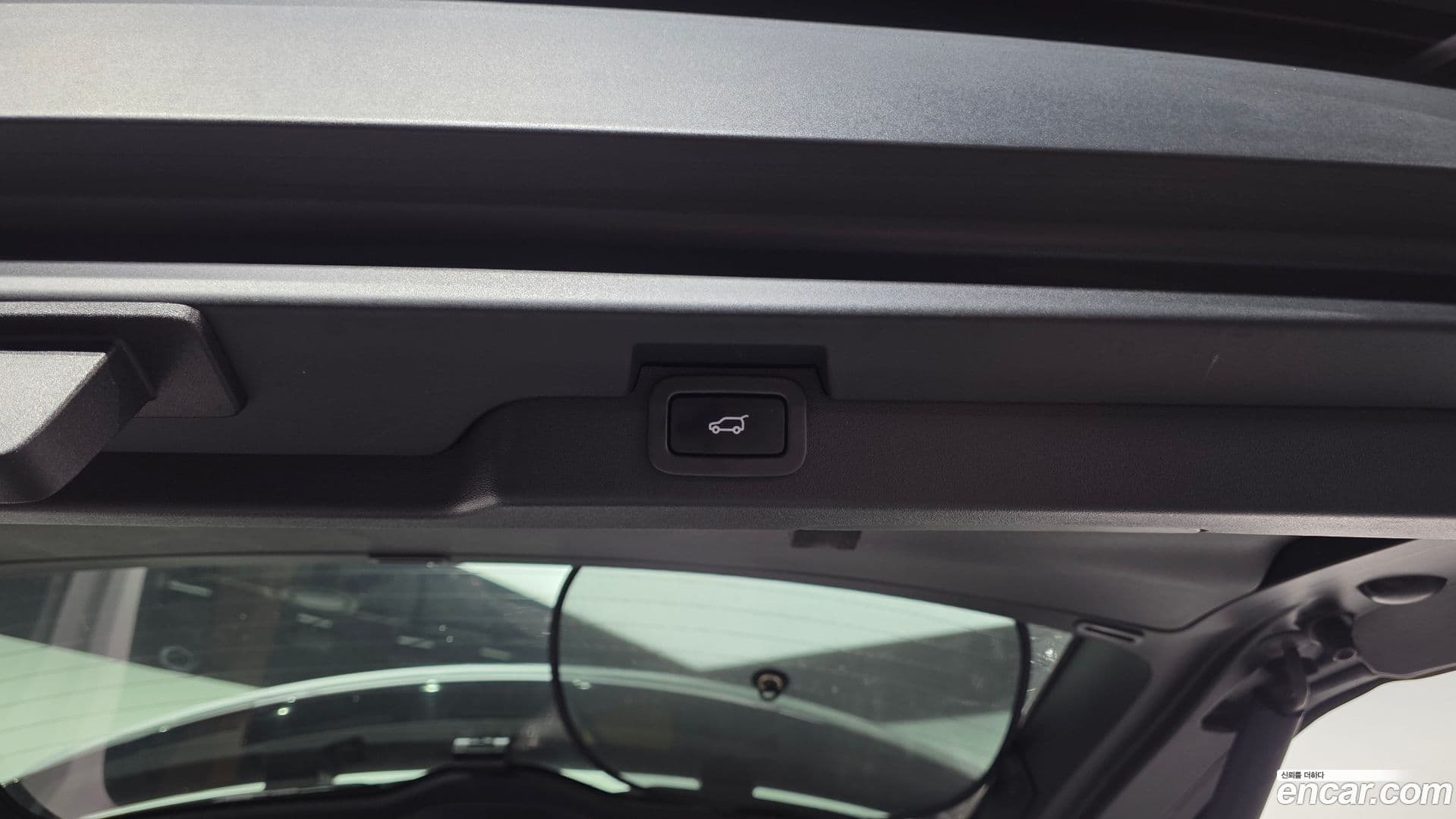 Main__Slider__Photo:Discovery Land Rover 2017.6-17