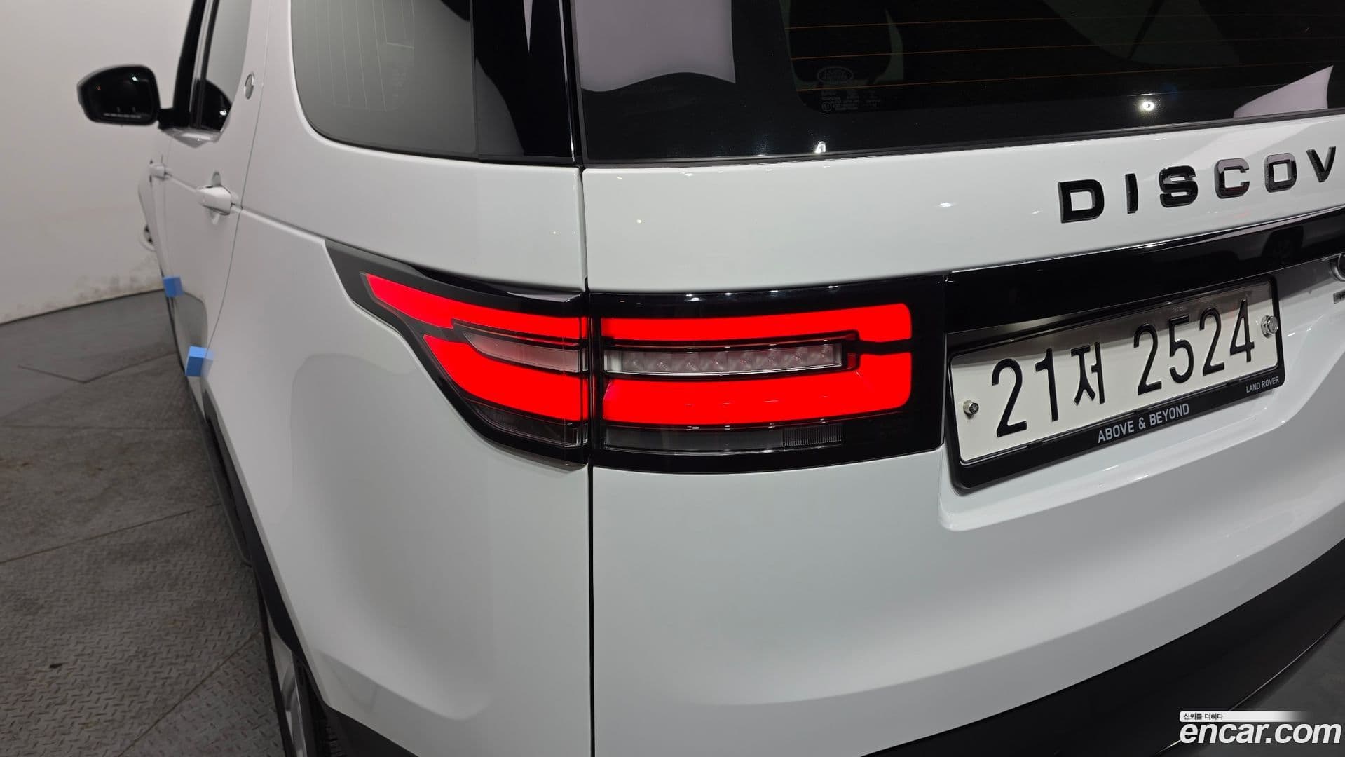 Main__Slider__Photo:Discovery Land Rover 2017.6-22
