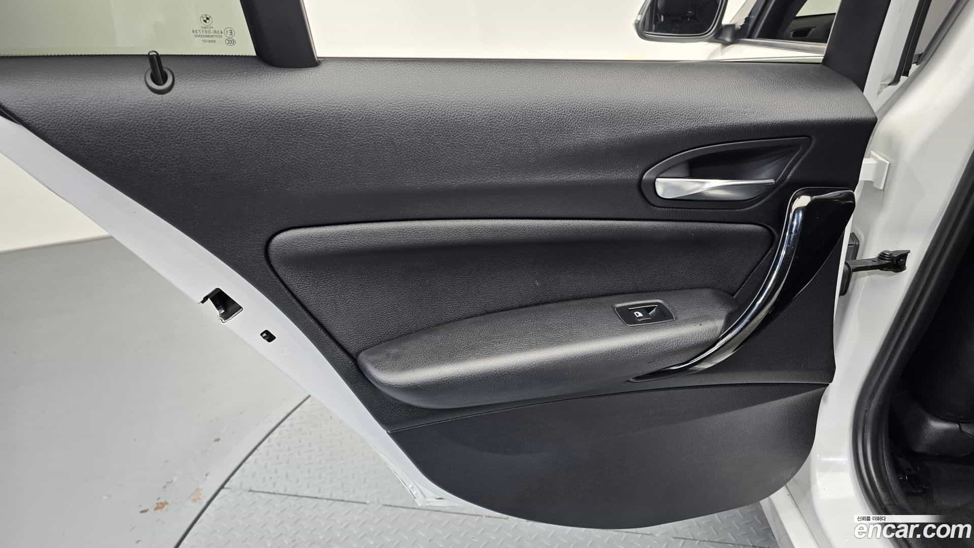 1-Series BMW 2017.4-INNER-035