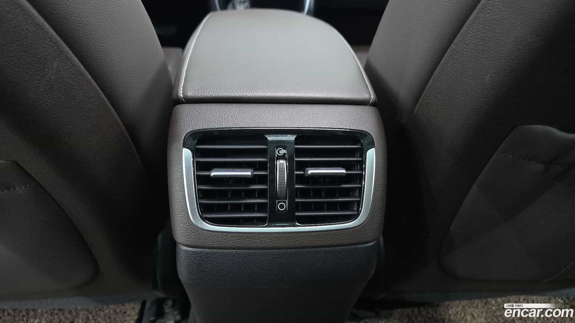 Grandeur Hyundai 2019.2-OPTION-044